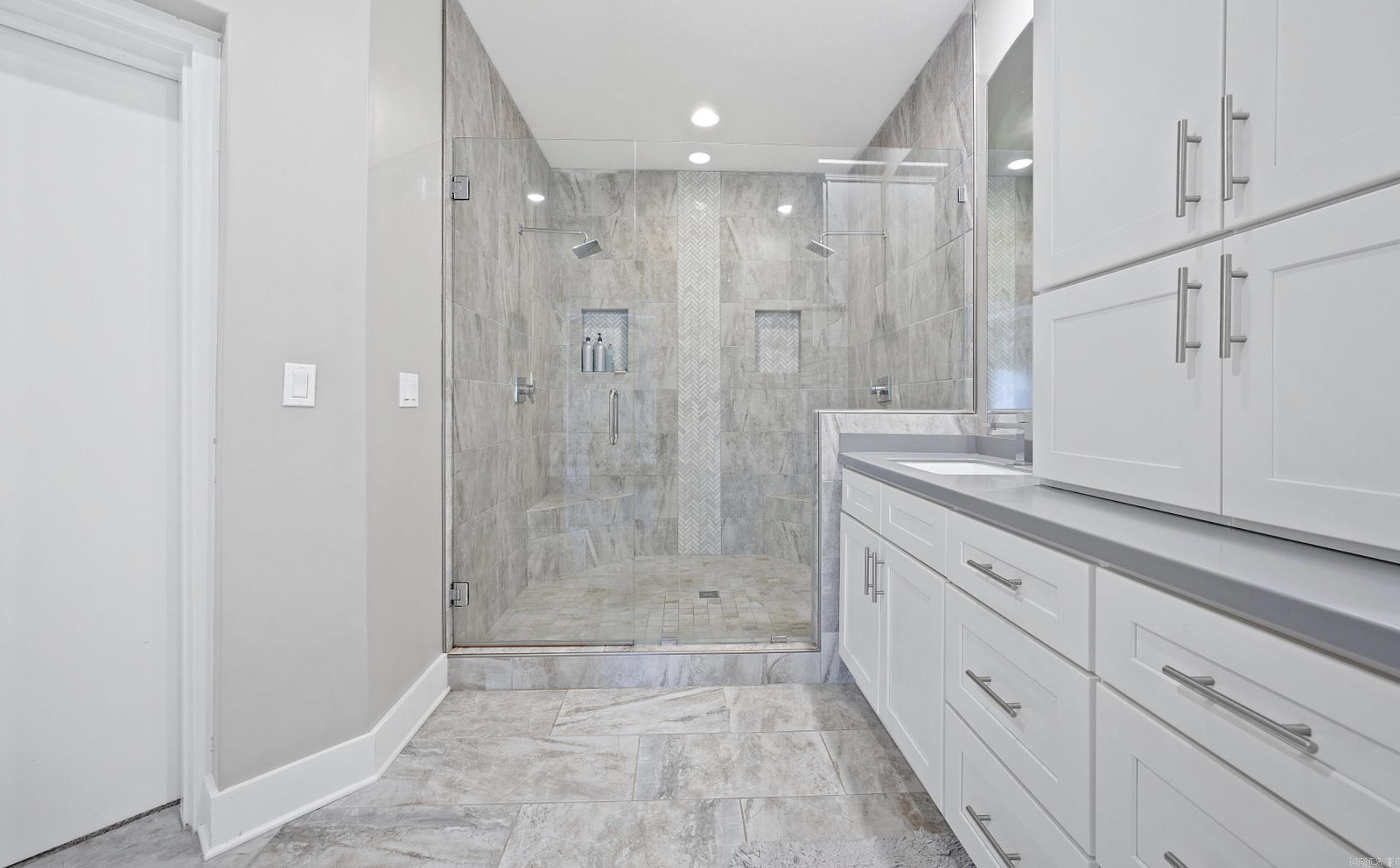 BARRINGTON PARK - Residential