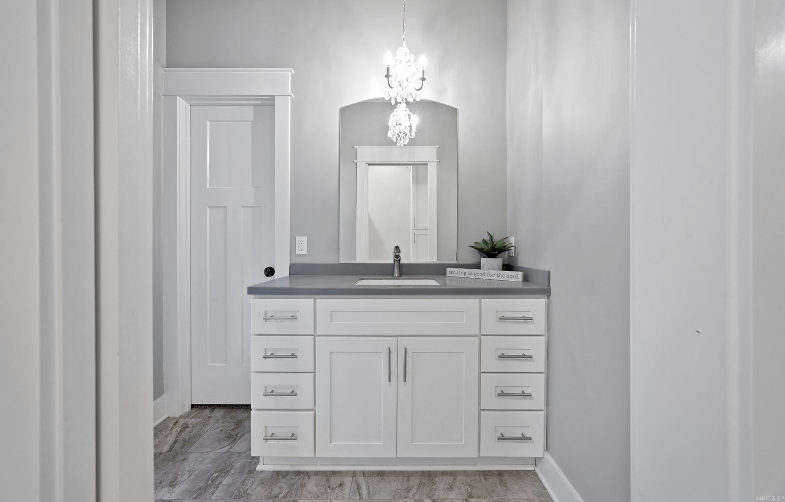 BARRINGTON PARK - Residential