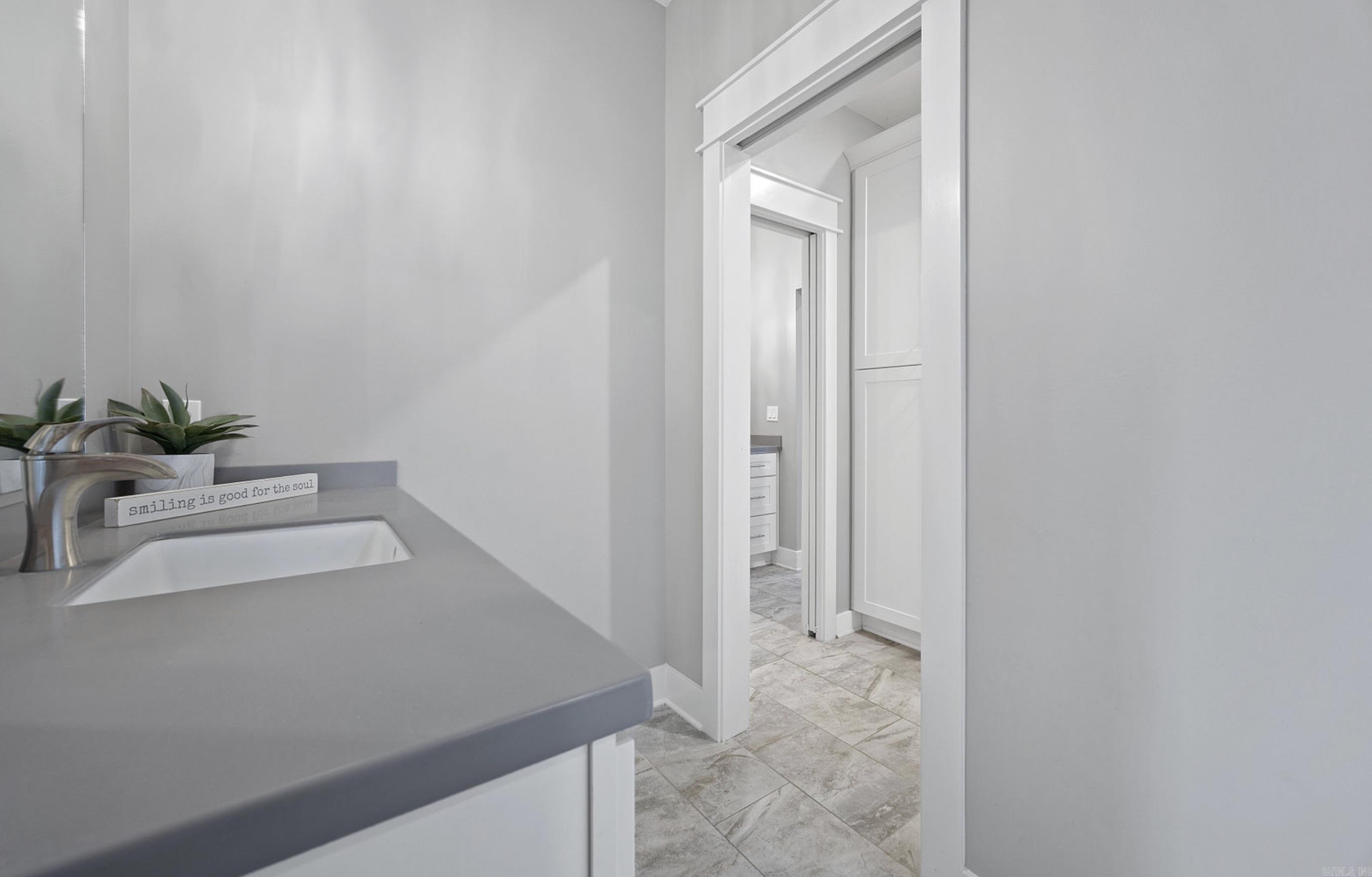 BARRINGTON PARK - Residential