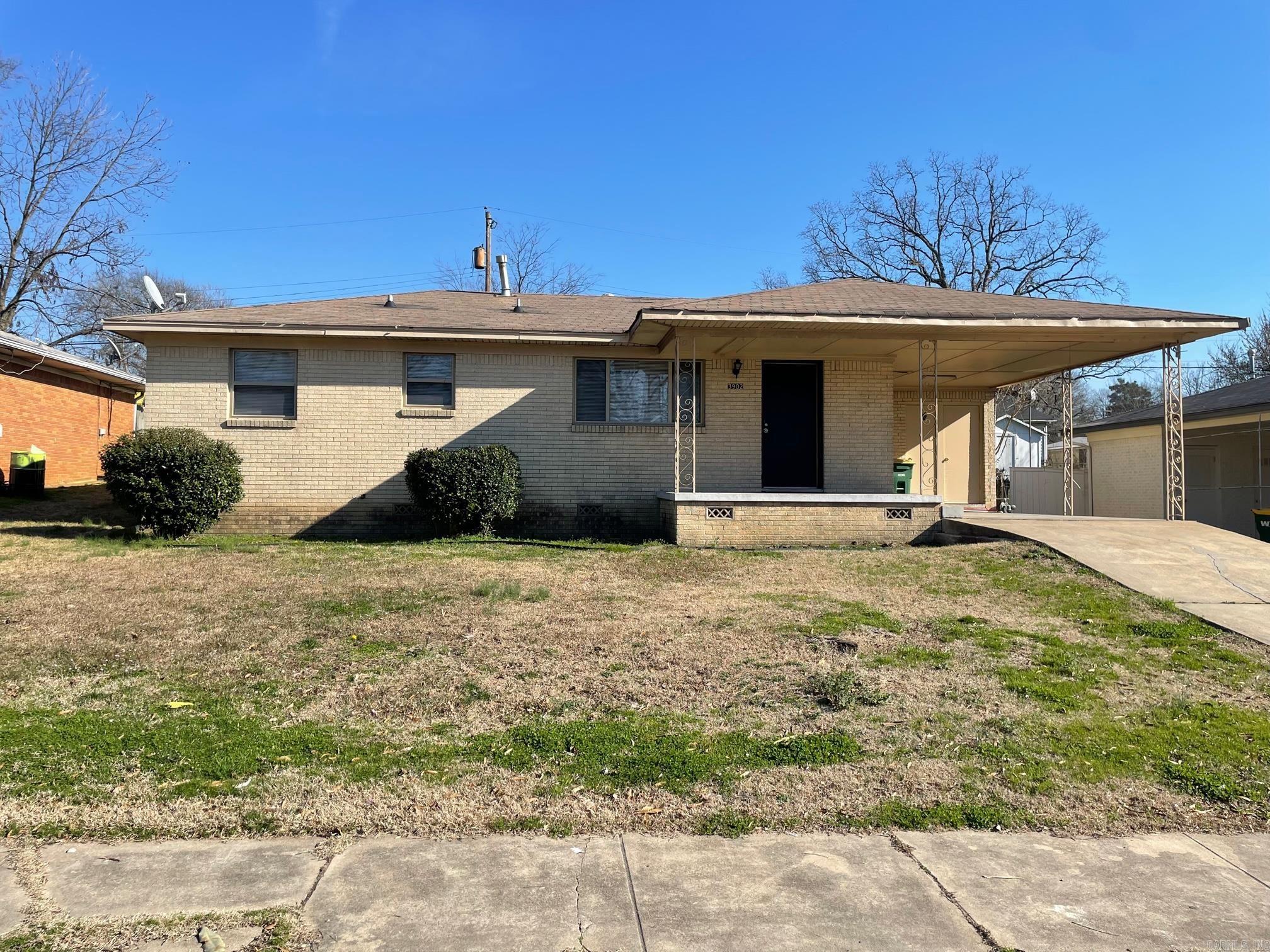 This updated 3-bedroom, 1-bathroom home is ready for you. Fresh paint, new flooring in the kitchen and NO carpet. The home also includes a carport and additional parking space. This property is in proximity to schools, shopping centers, and various amenities. Current tenant occupied. Need 24 hour notice to show. Will be available for showings on May 26th.