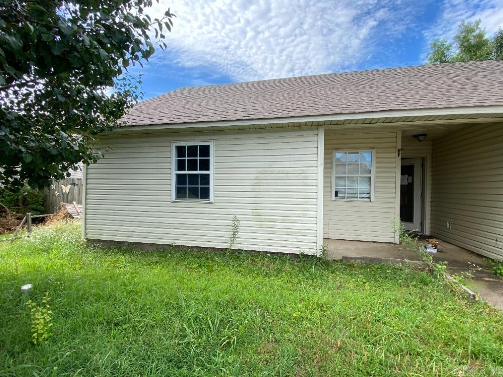 WOODLAND TRAILS - Residential