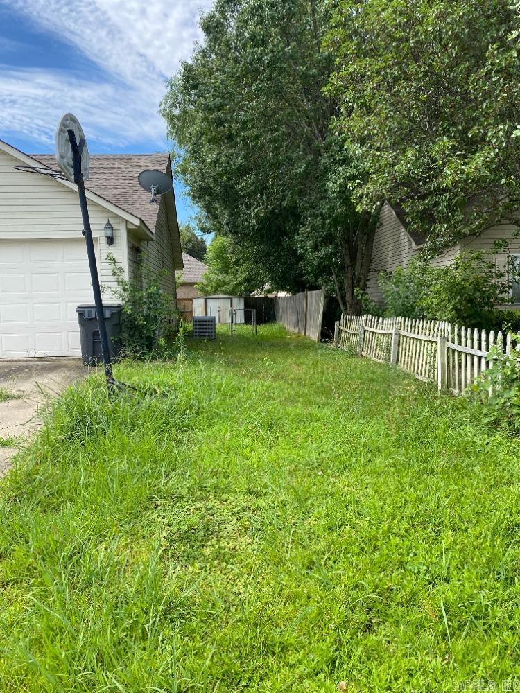 WOODLAND TRAILS - Residential