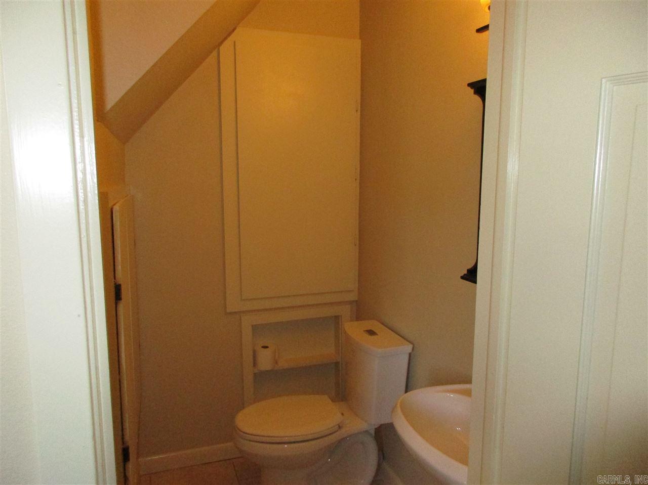 Buhlers 12th - Residential Lease