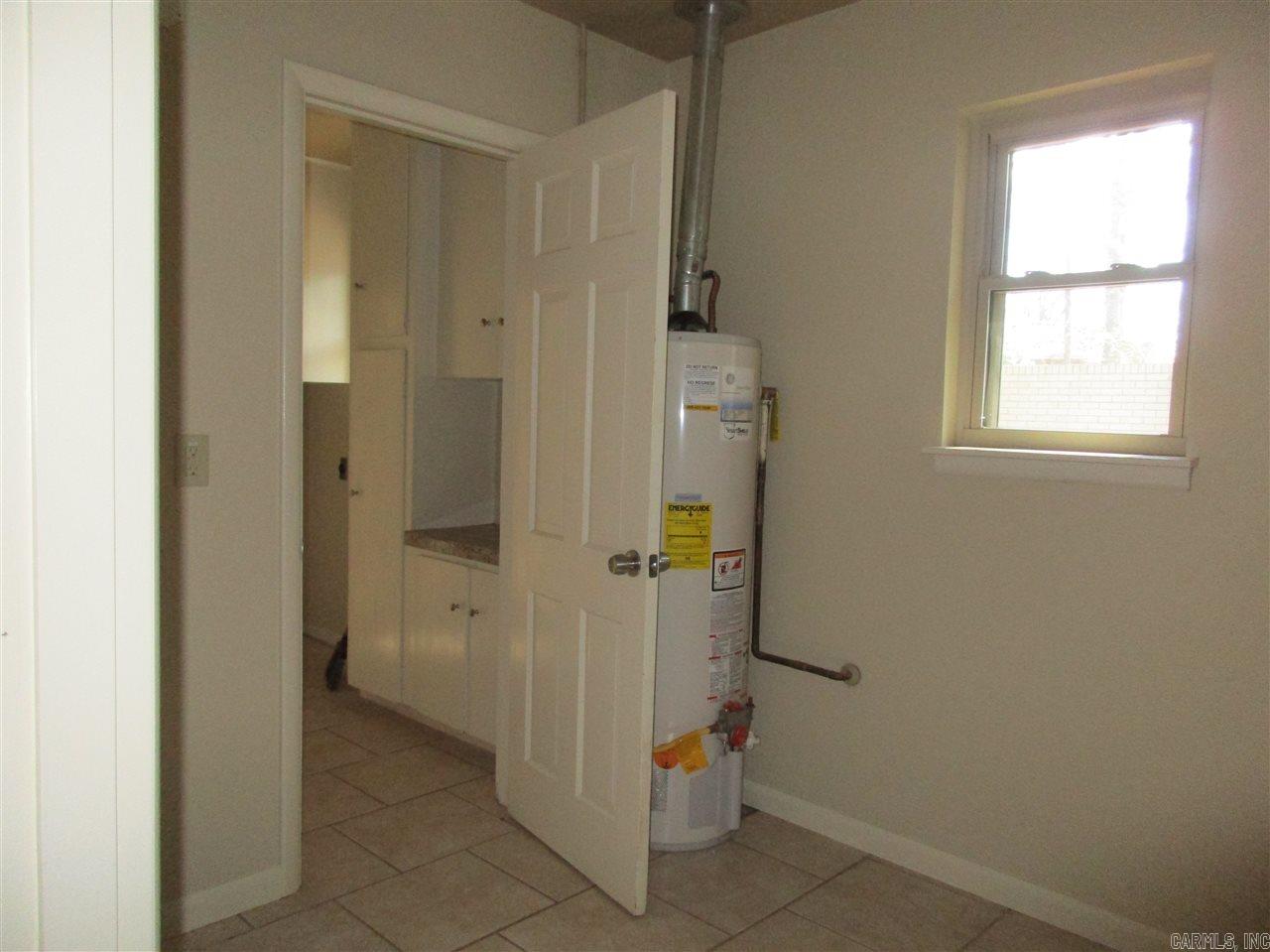 Buhlers 12th - Residential Lease