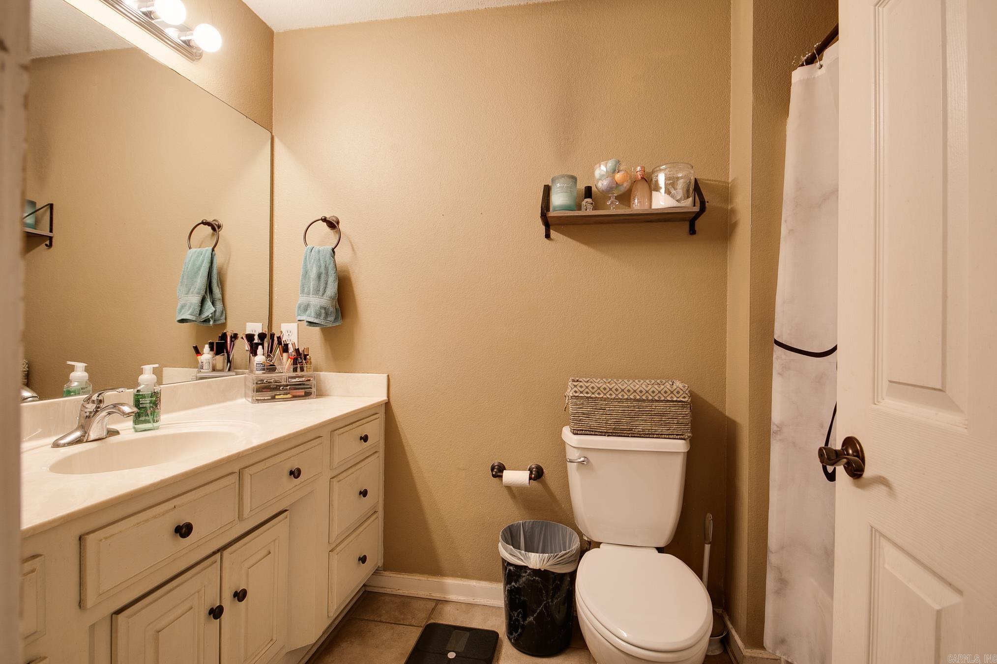 SILVER STREAK - Residential