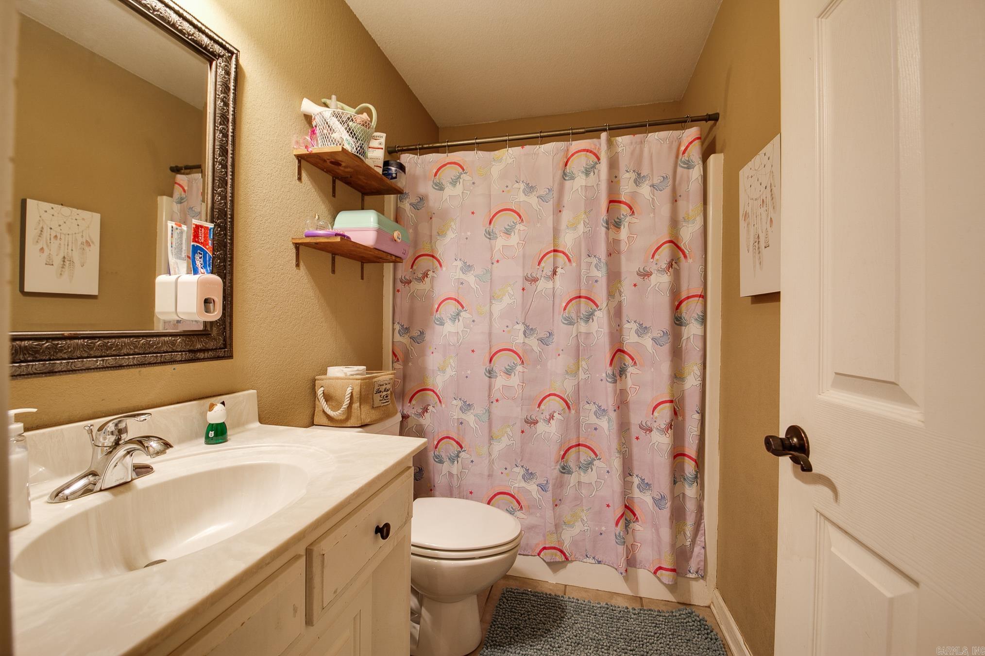 SILVER STREAK - Residential