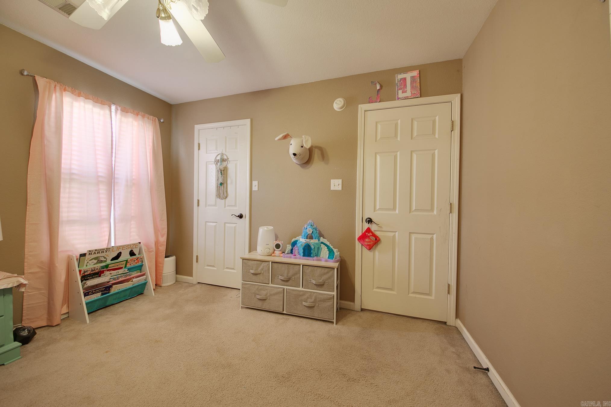 SILVER STREAK - Residential