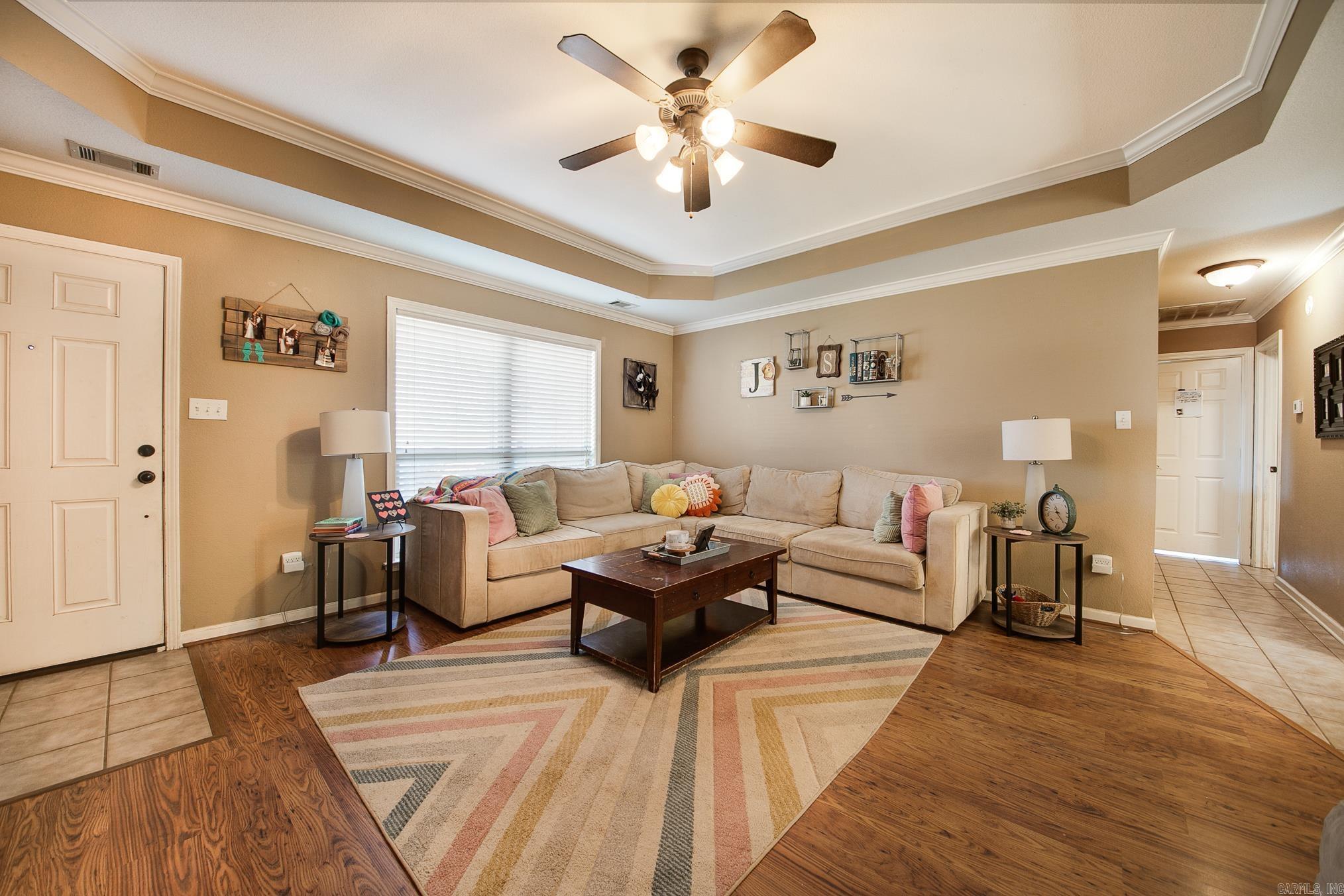 SILVER STREAK - Residential