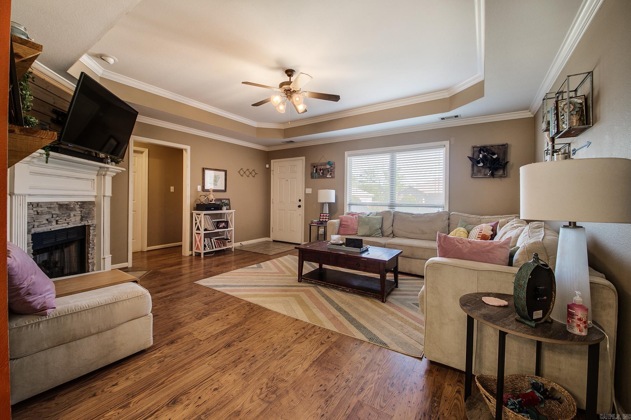 SILVER STREAK - Residential