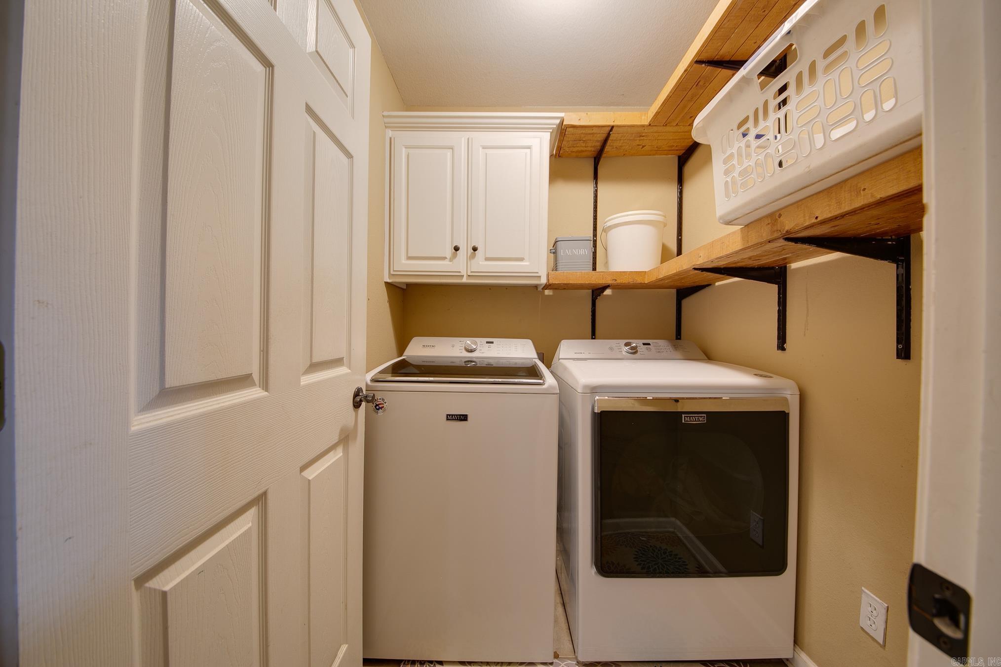 SILVER STREAK - Residential