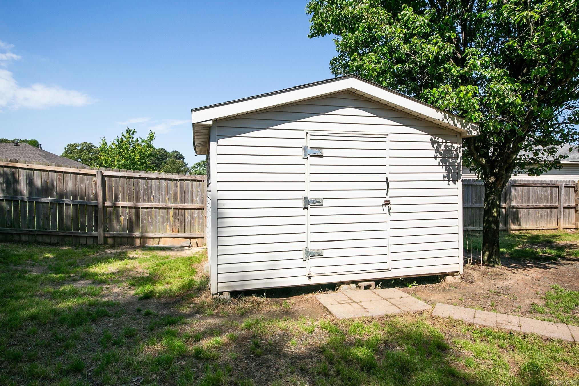 SILVER STREAK - Residential