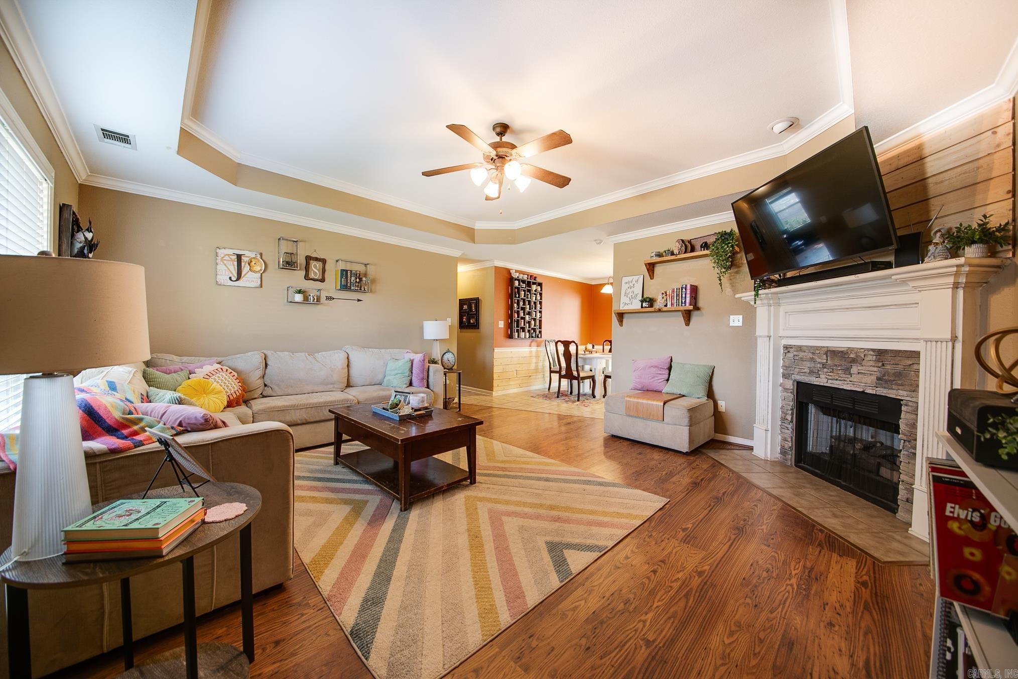 SILVER STREAK - Residential