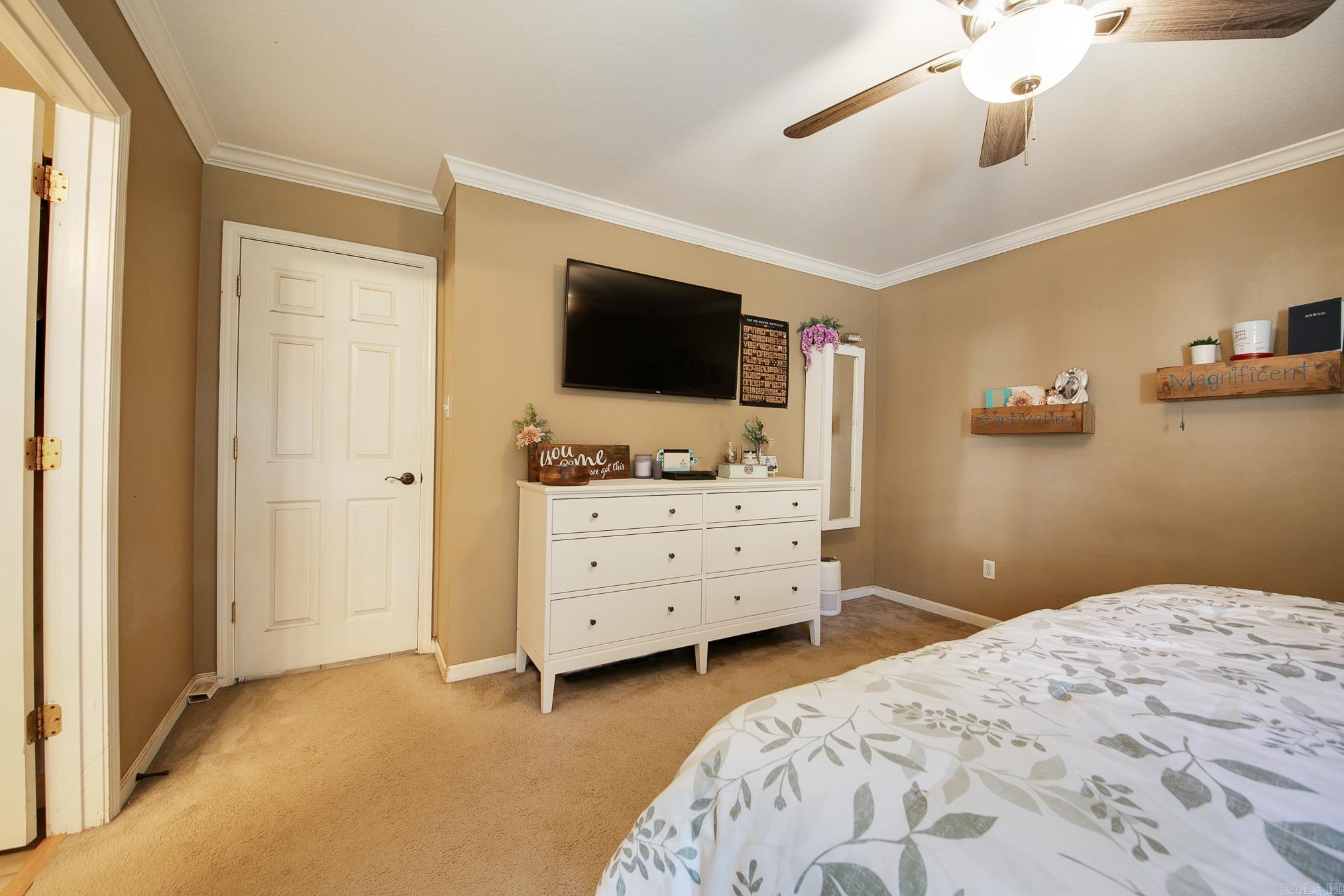 SILVER STREAK - Residential