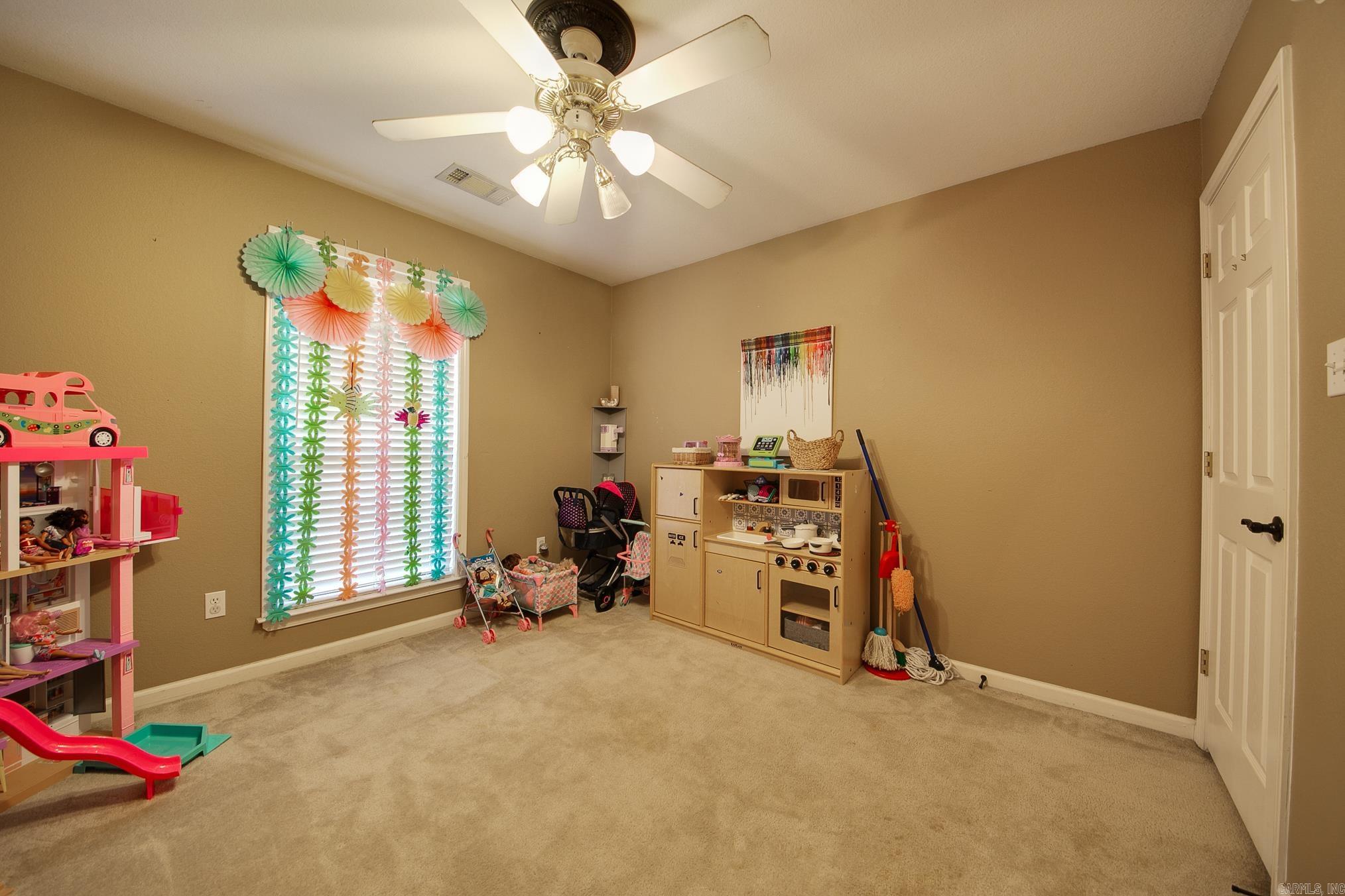 SILVER STREAK - Residential