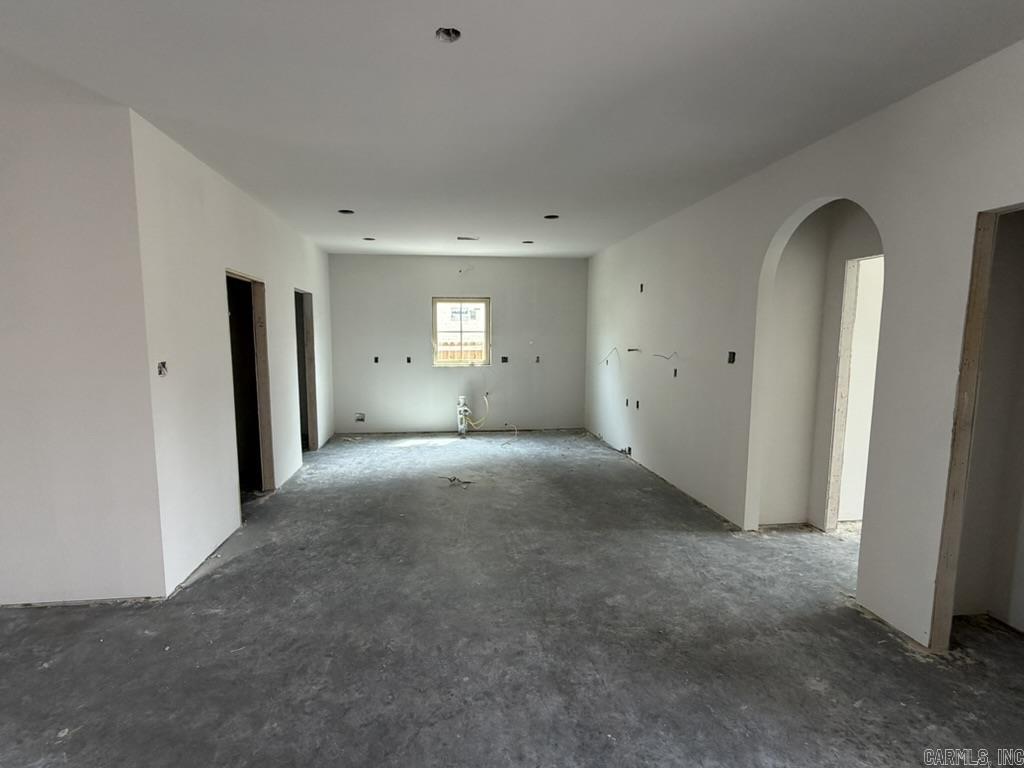 EAST MEADOW - Residential