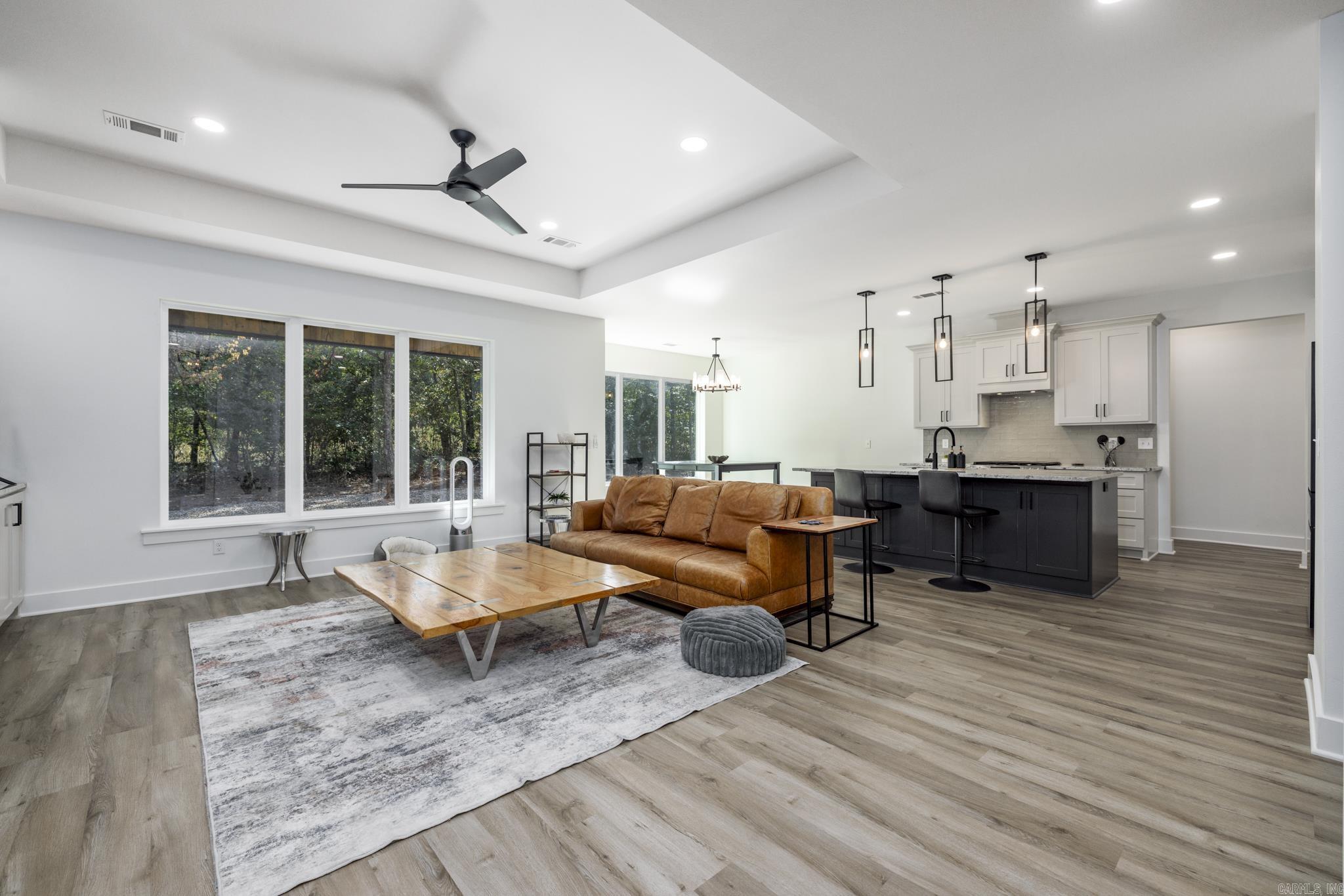 Estrella - Residential