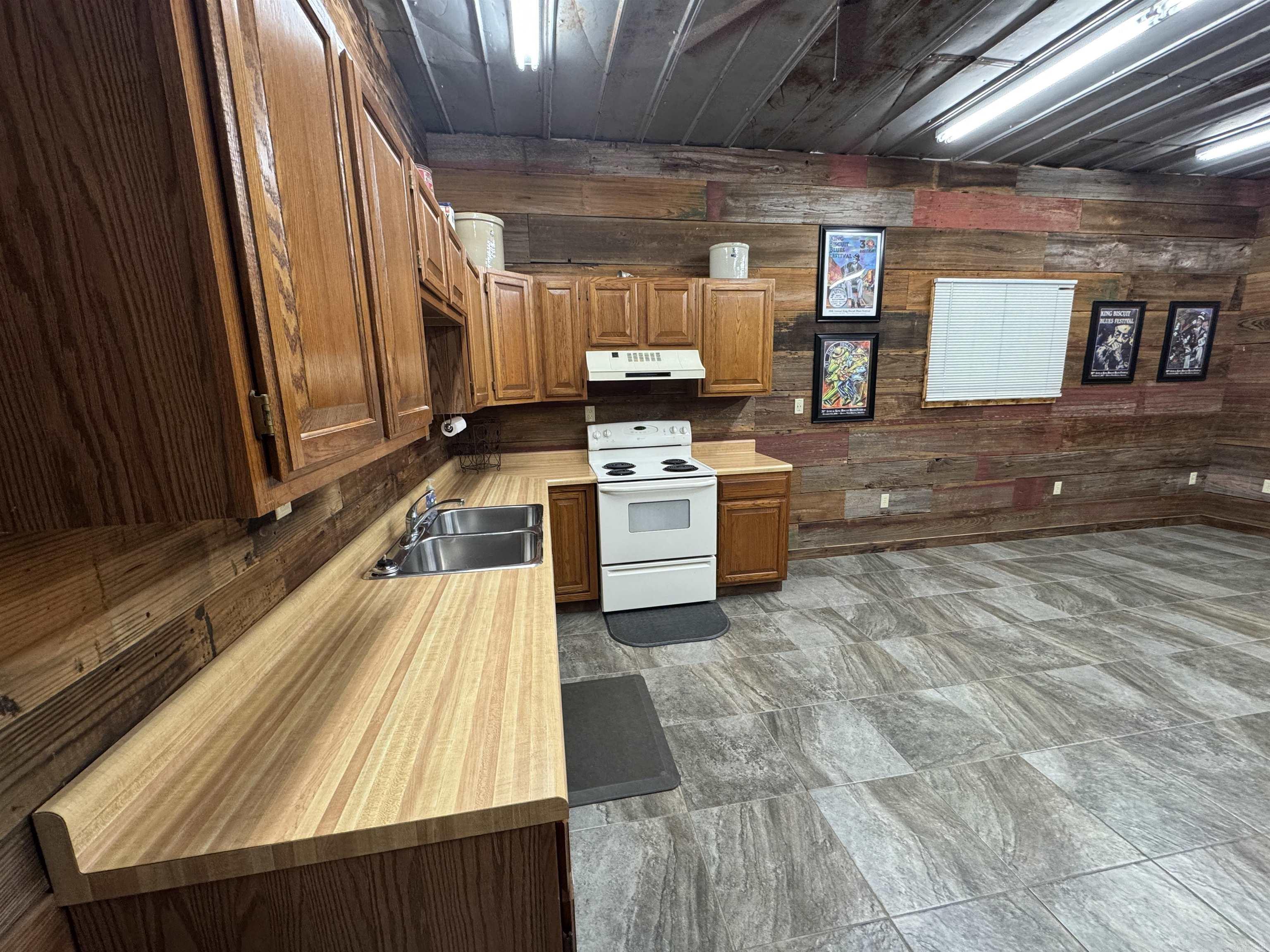 WILCOX ACRES - Residential