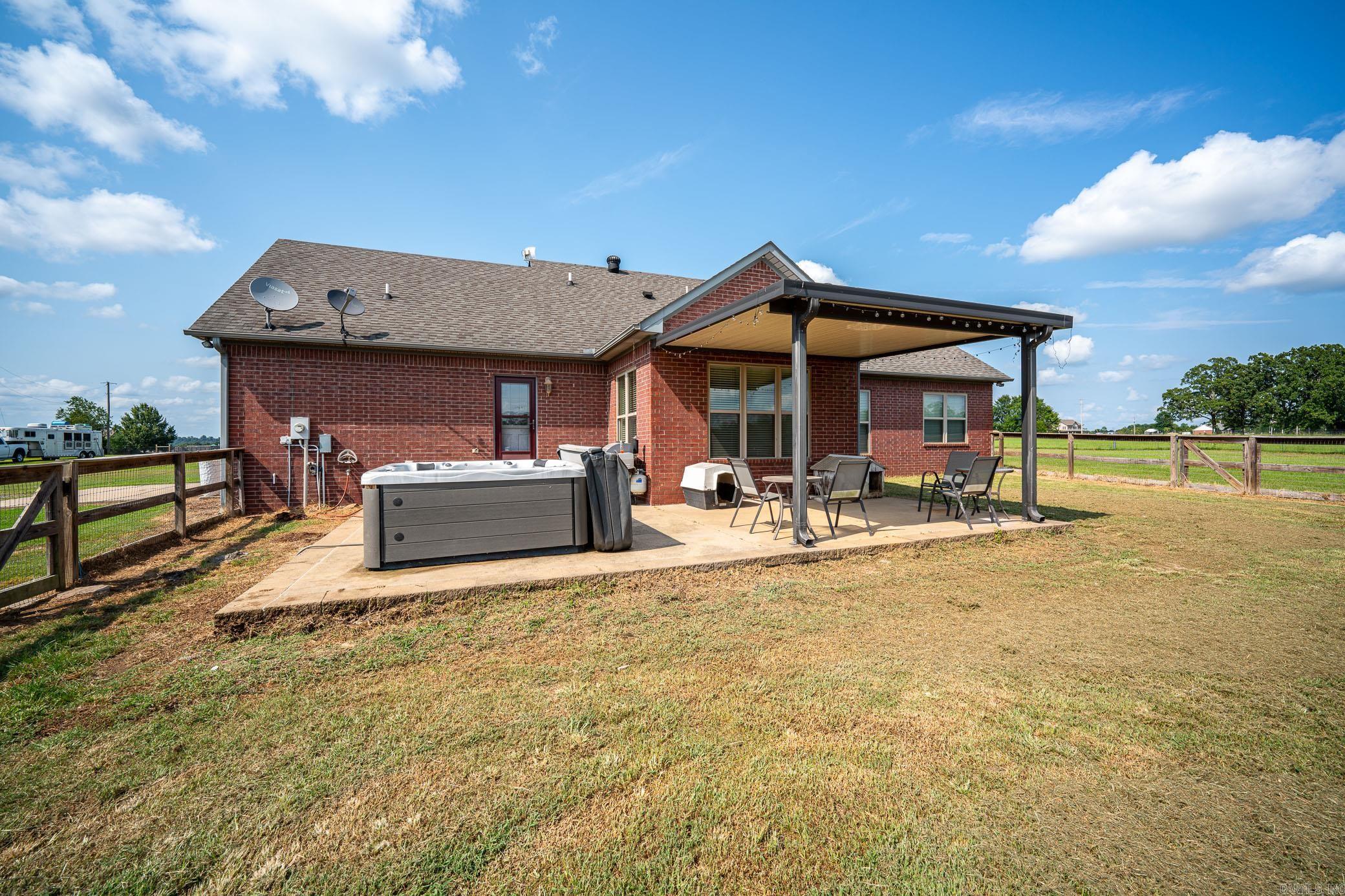 OAK RIDGE ESTATES - Residential