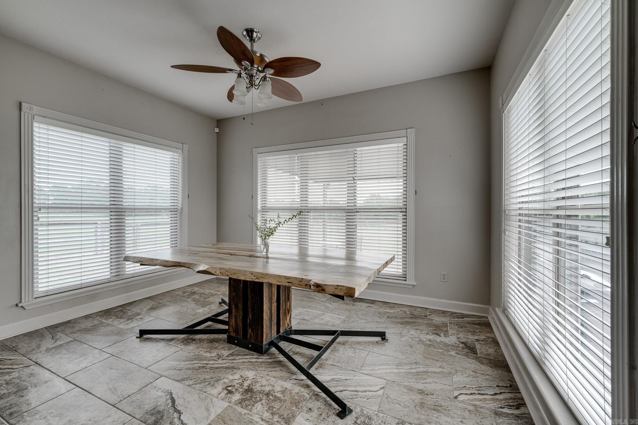 OAK RIDGE ESTATES - Residential