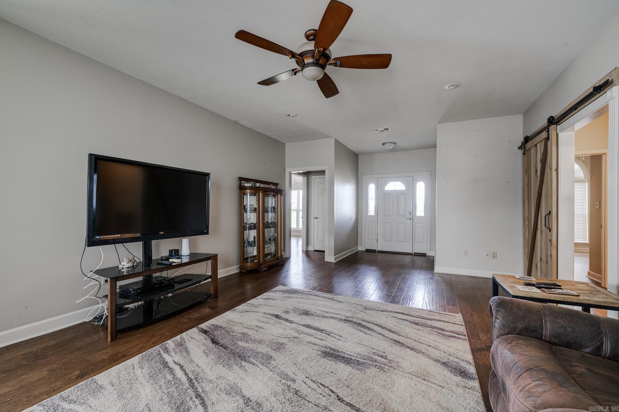 OAK RIDGE ESTATES - Residential