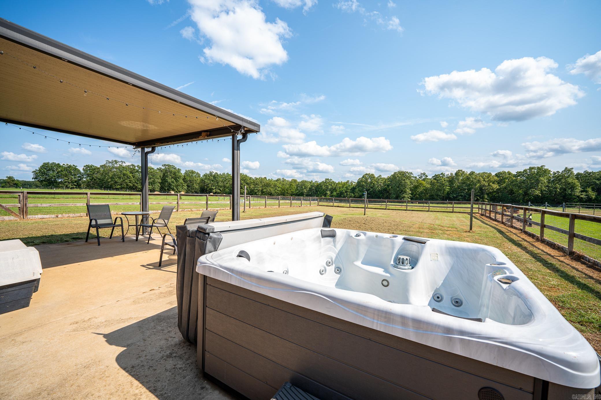 OAK RIDGE ESTATES - Residential