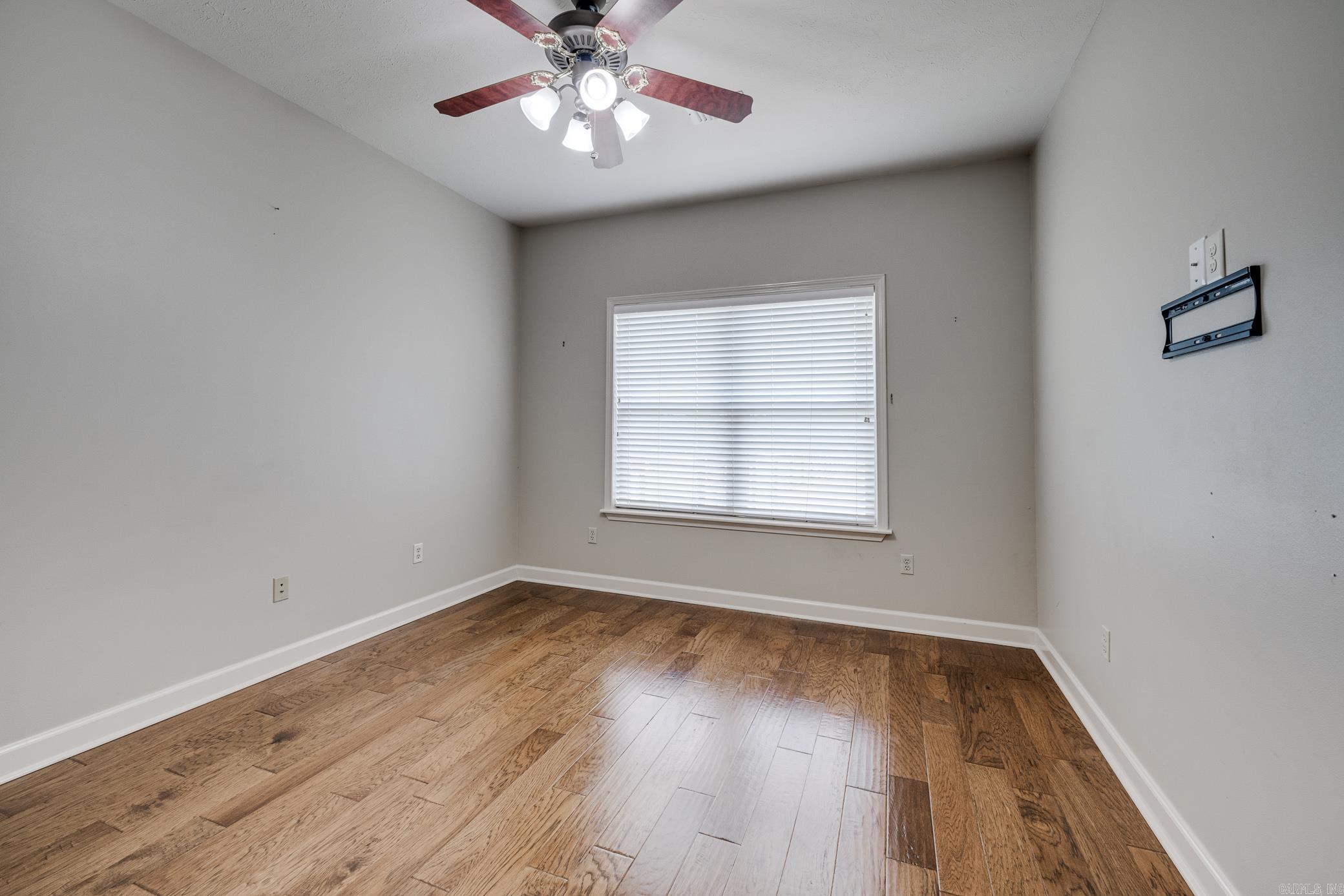 OAK RIDGE ESTATES - Residential