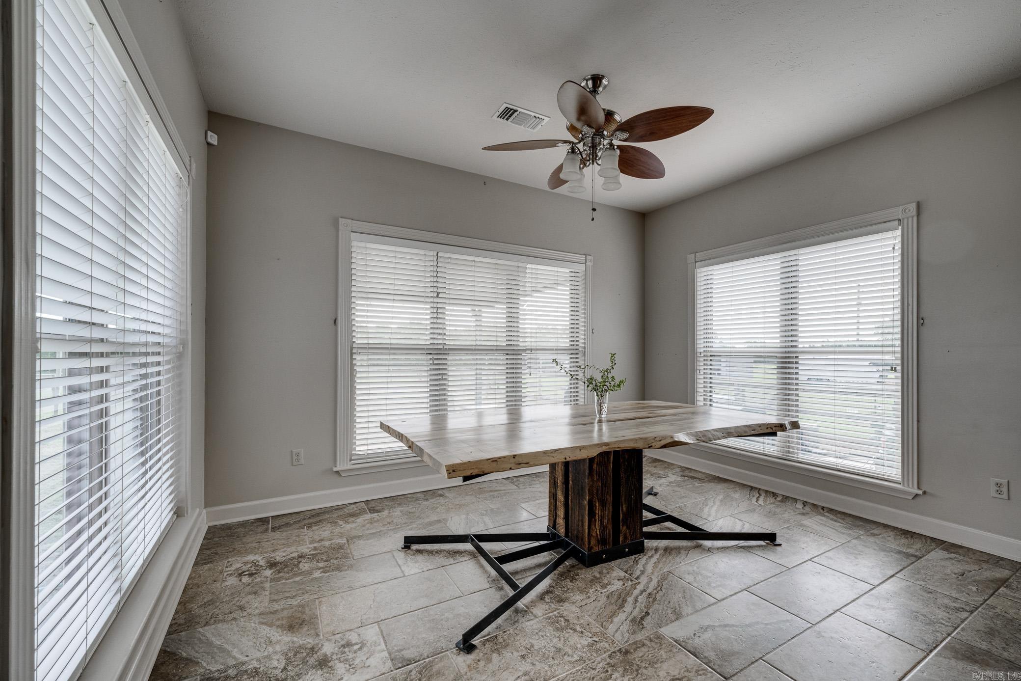 OAK RIDGE ESTATES - Residential