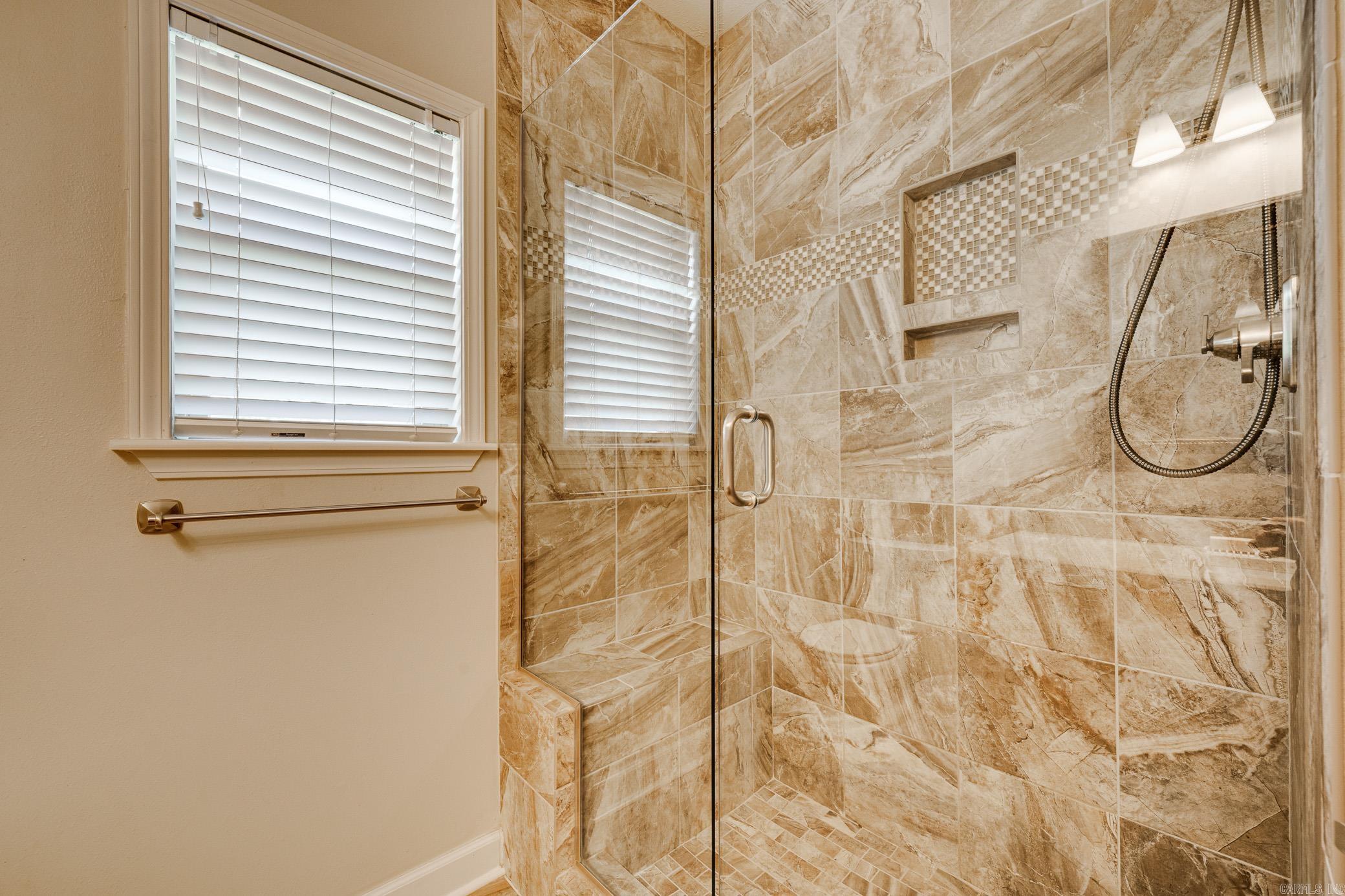 OAK RIDGE ESTATES - Residential