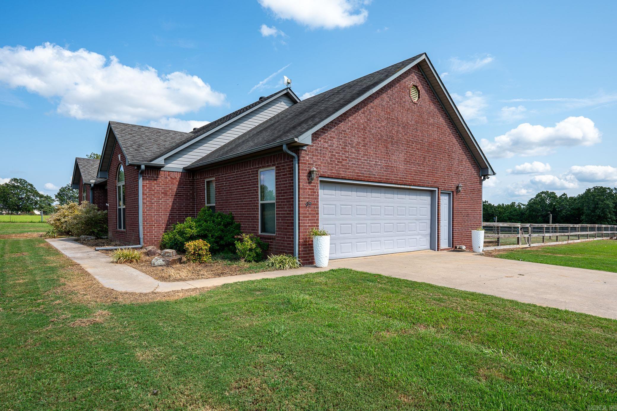 OAK RIDGE ESTATES - Residential