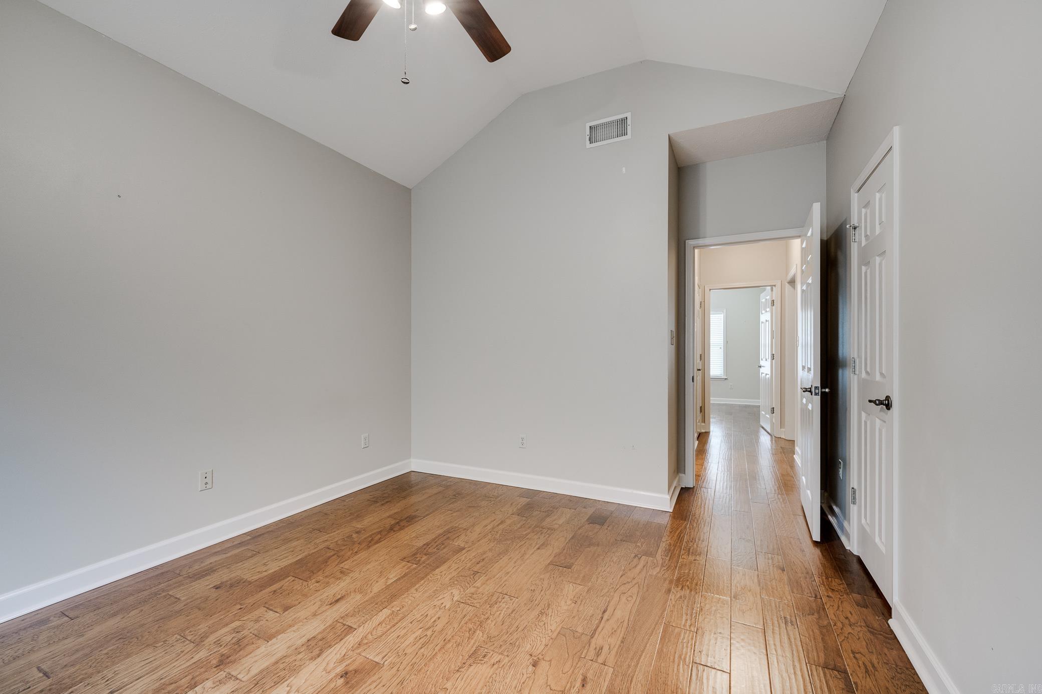 OAK RIDGE ESTATES - Residential