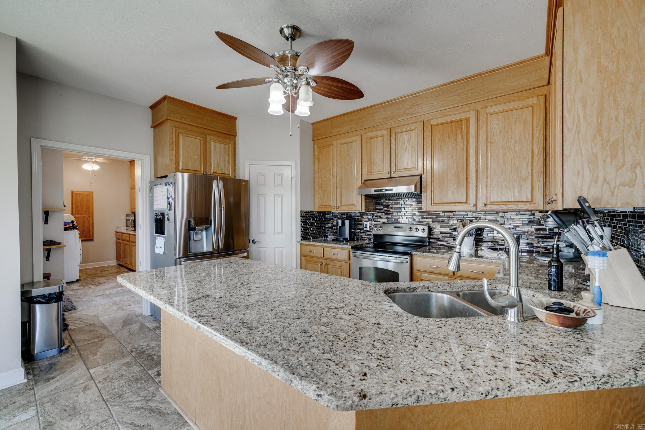 OAK RIDGE ESTATES - Residential