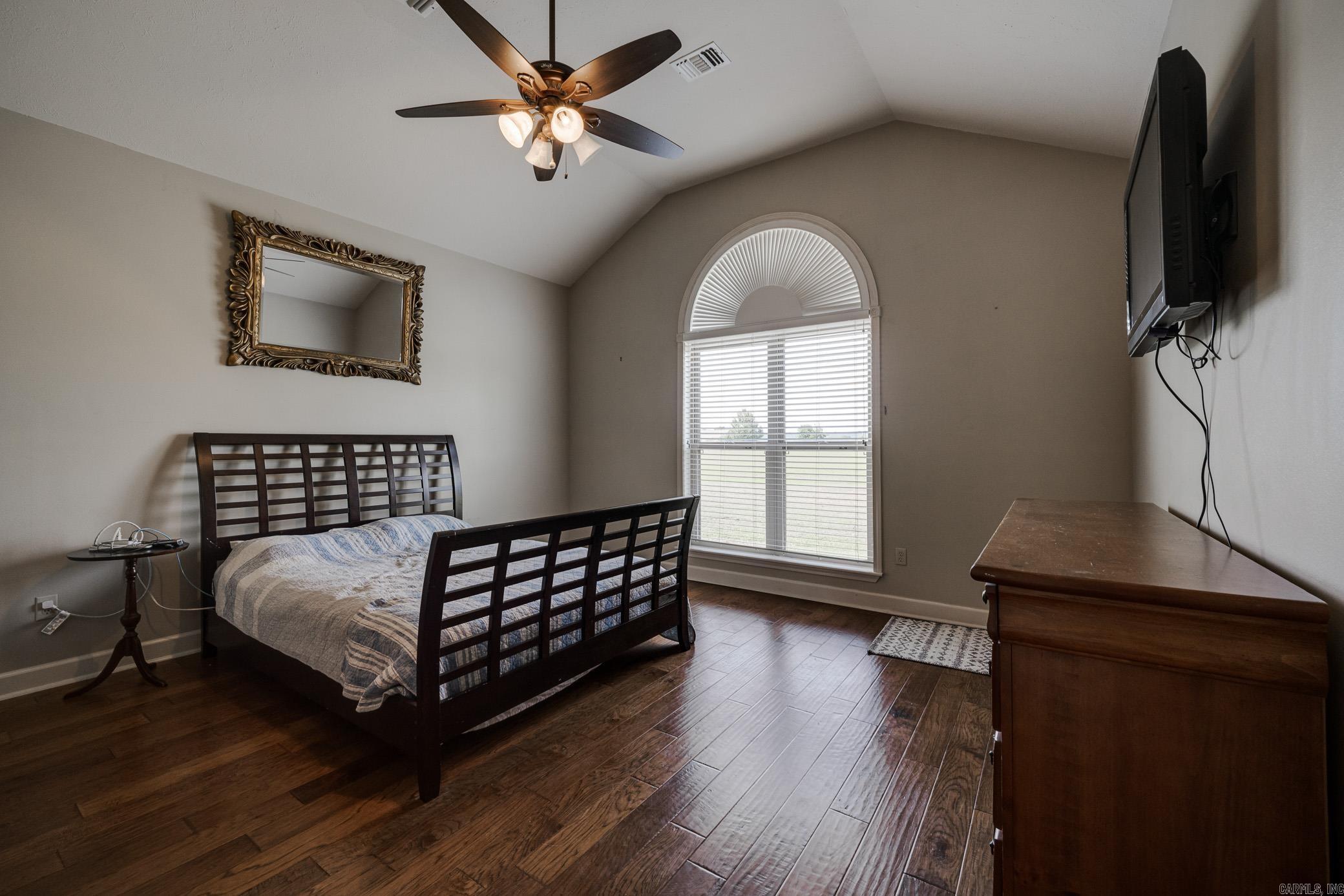 OAK RIDGE ESTATES - Residential