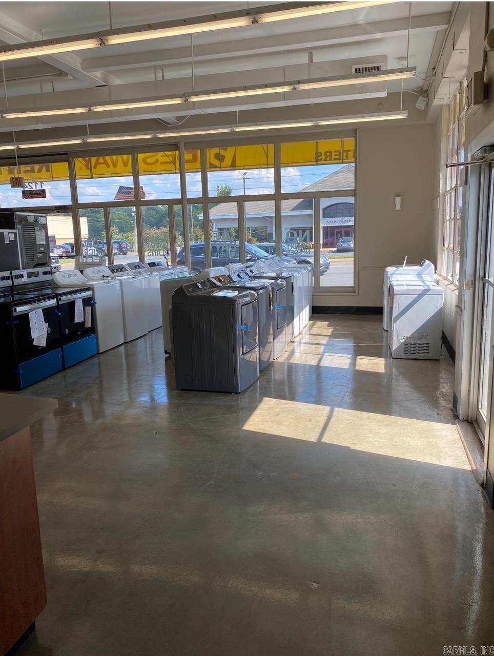 Metes & Bounds - Commercial Sale