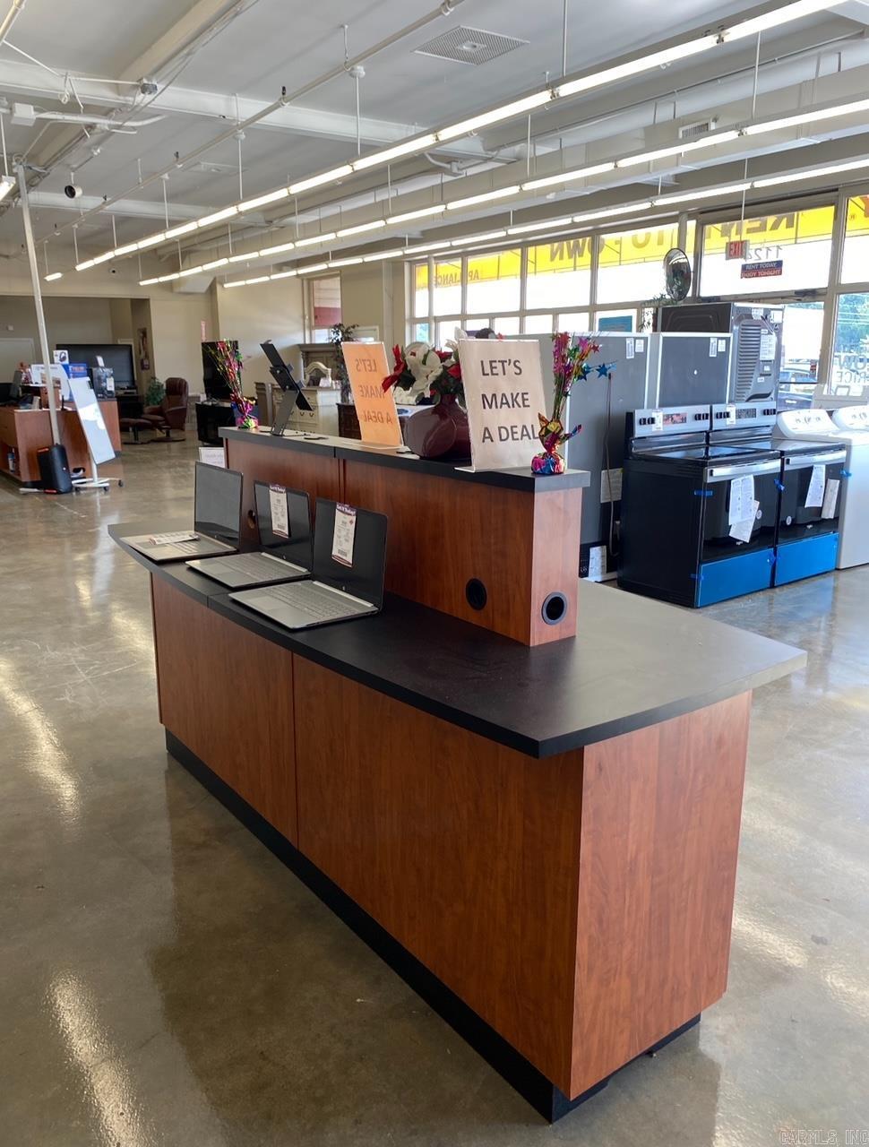 Metes & Bounds - Commercial Sale