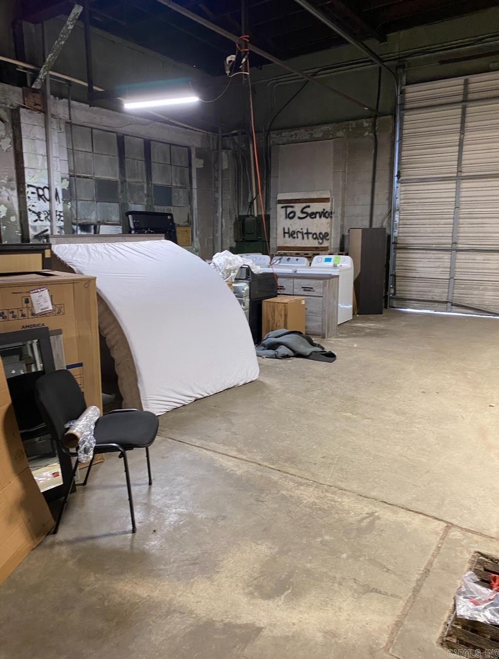 Metes & Bounds - Commercial Sale