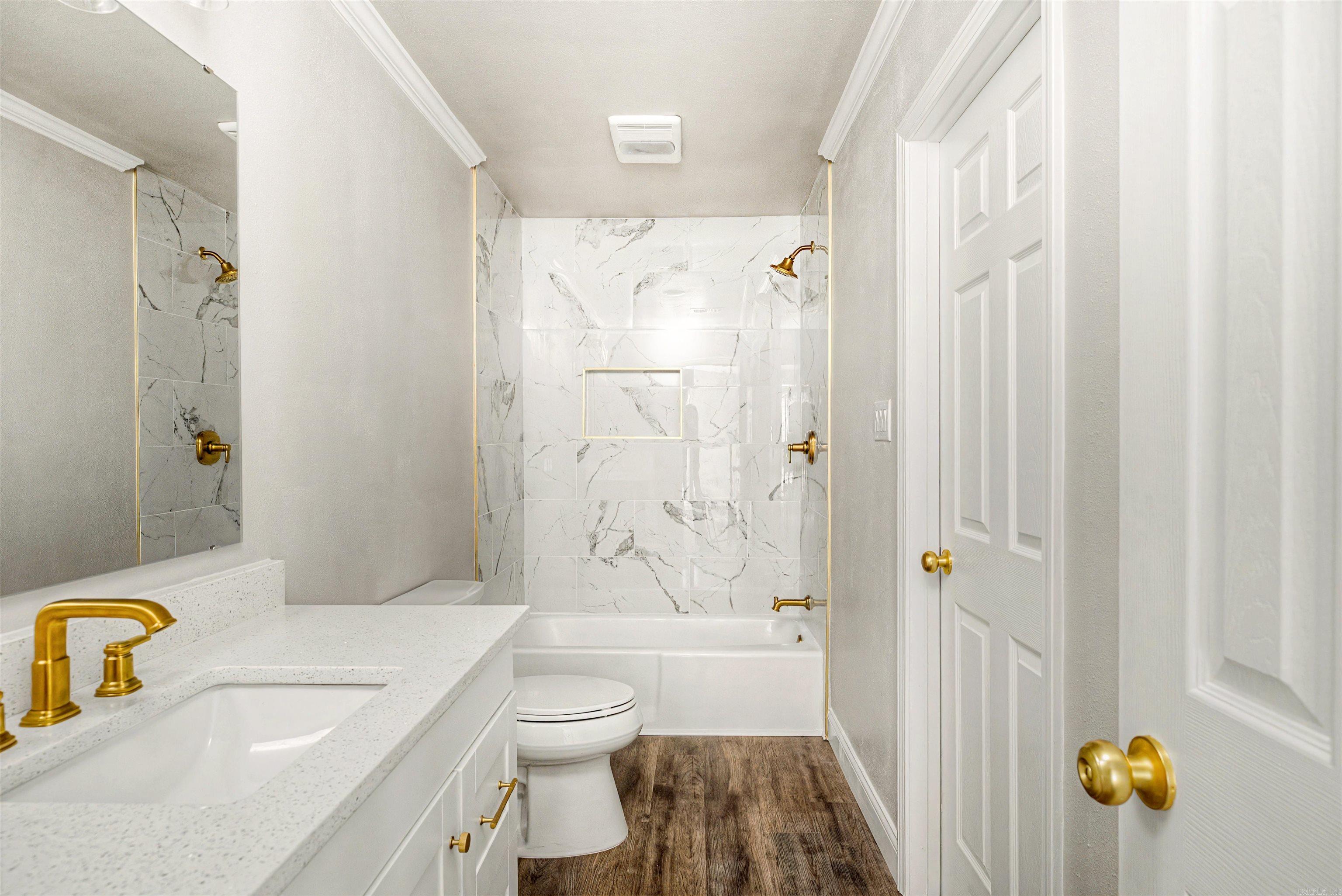 WOODLAND ACRES - Residential