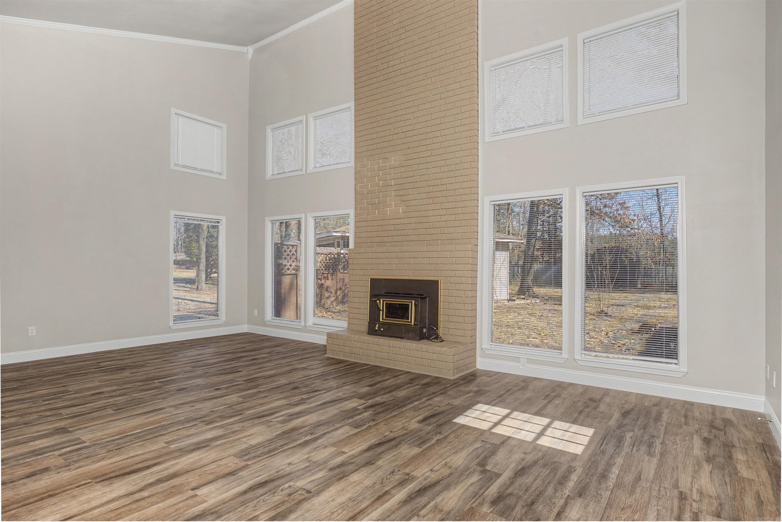 WOODLAND ACRES - Residential