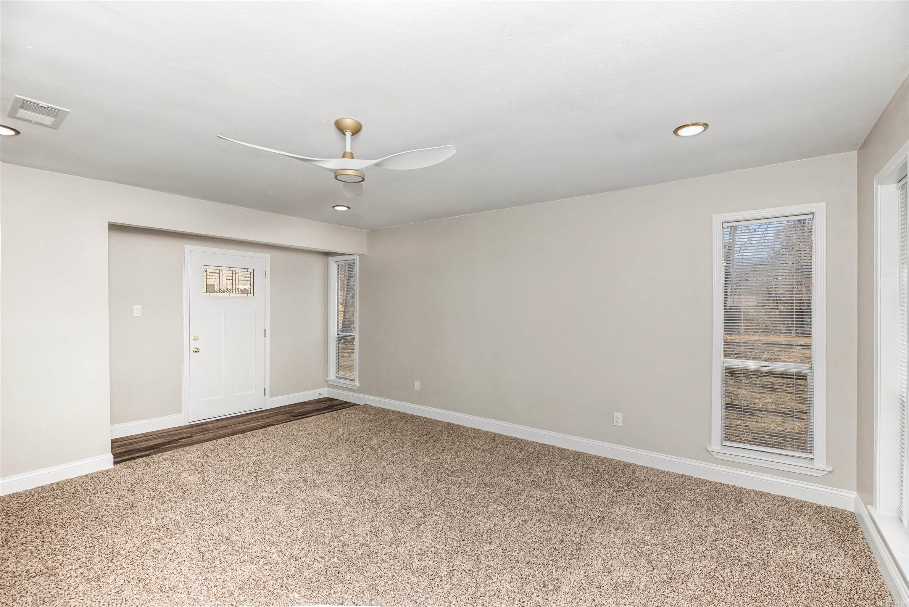 WOODLAND ACRES - Residential