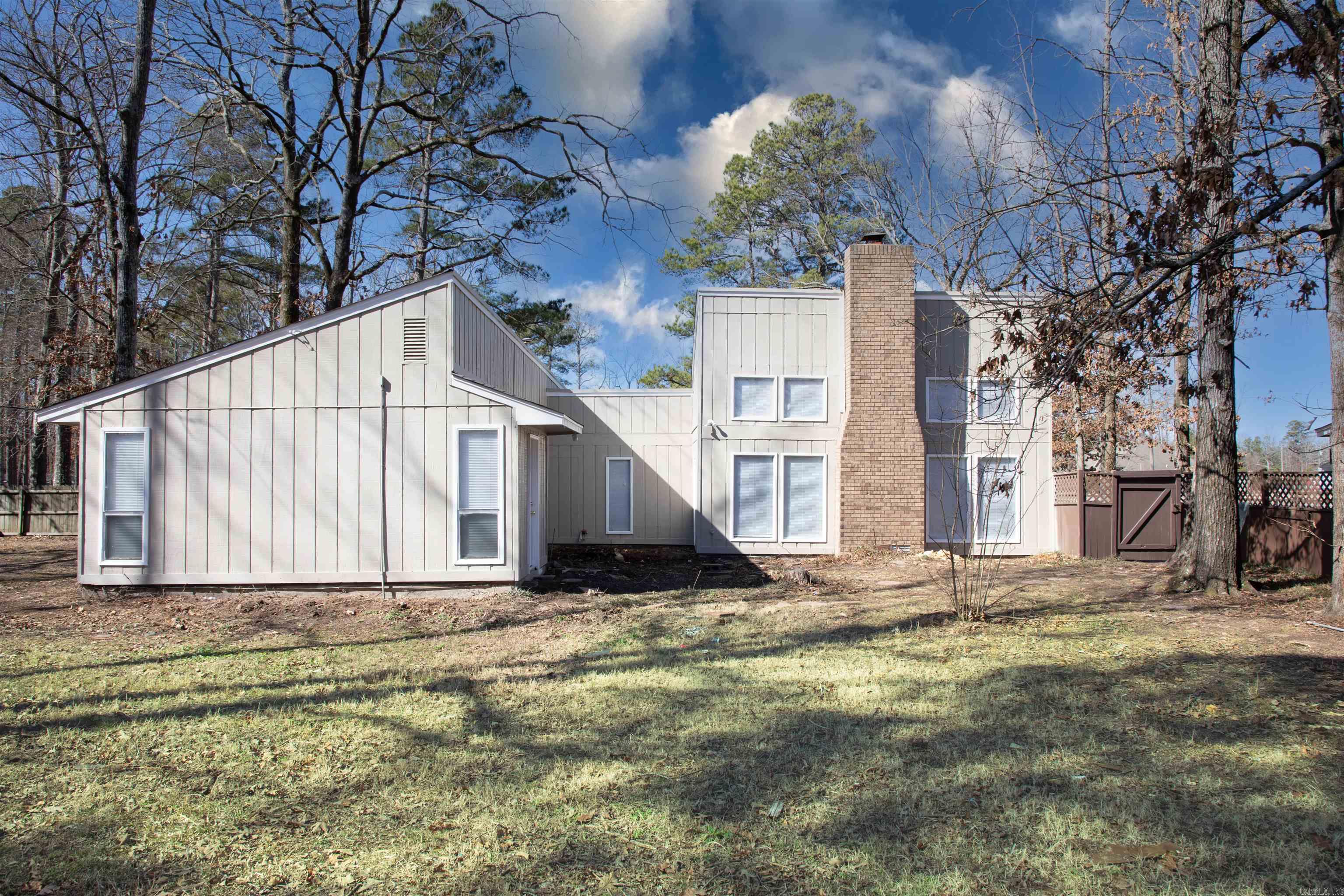 WOODLAND ACRES - Residential