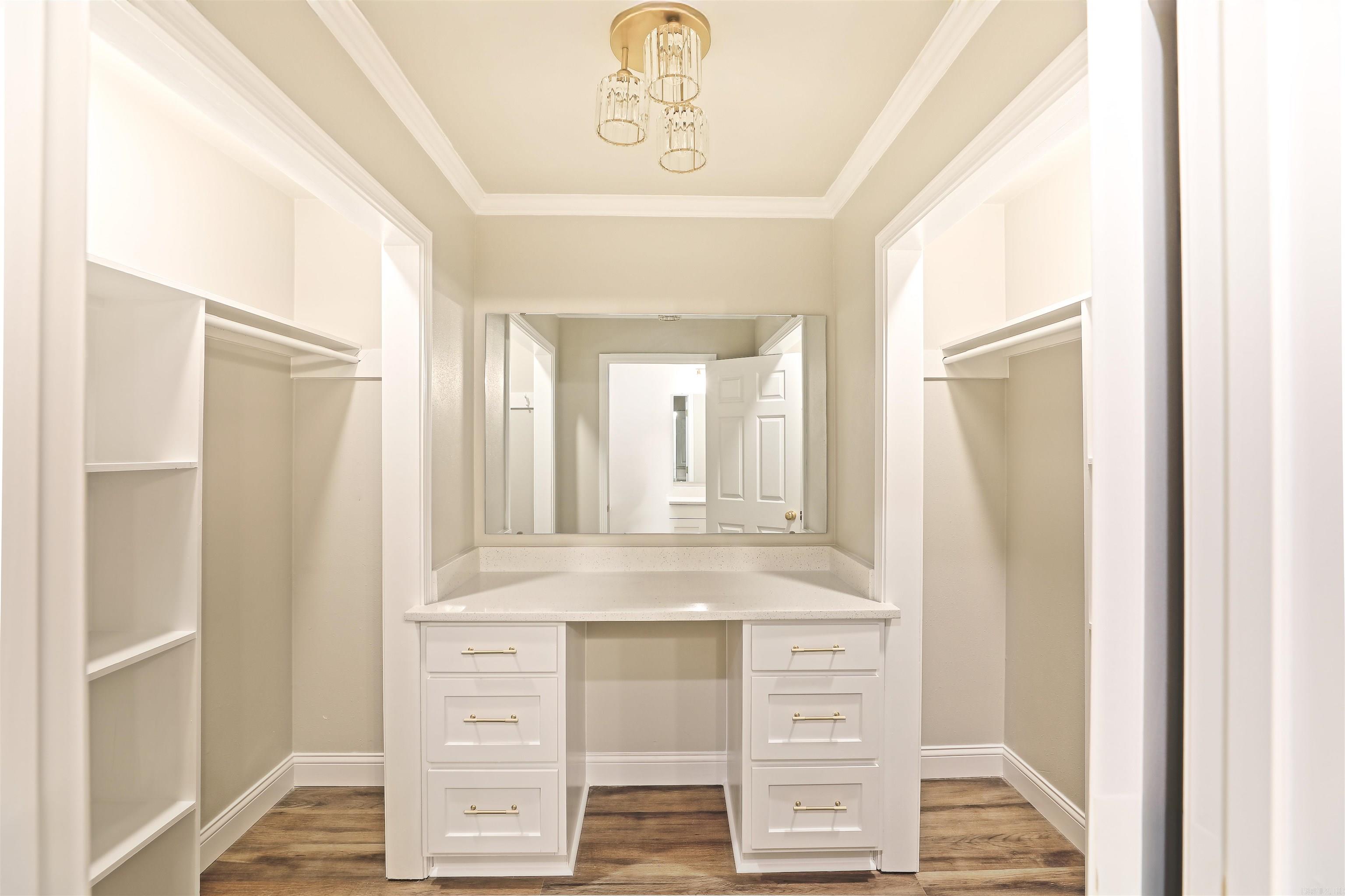 WOODLAND ACRES - Residential