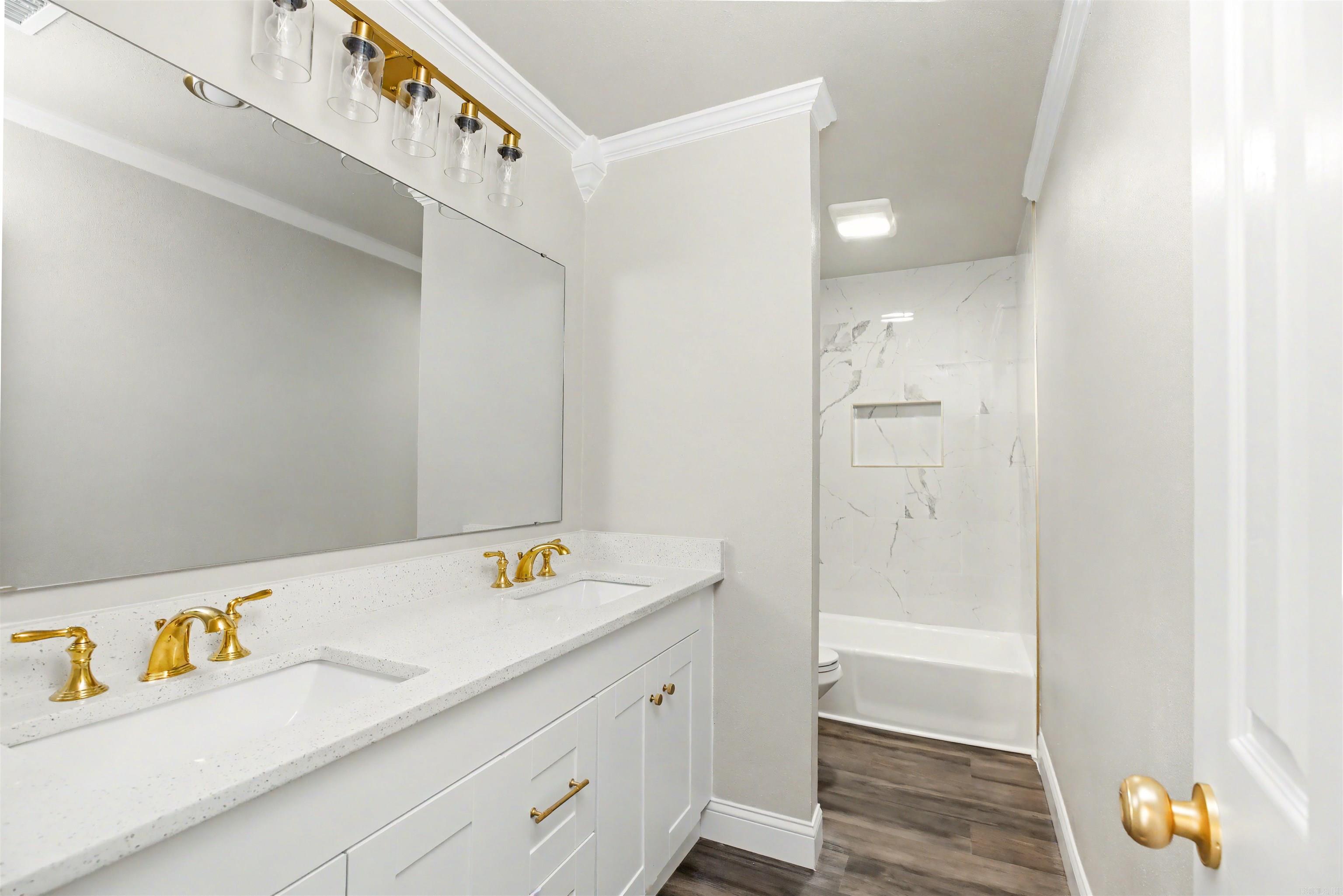 WOODLAND ACRES - Residential