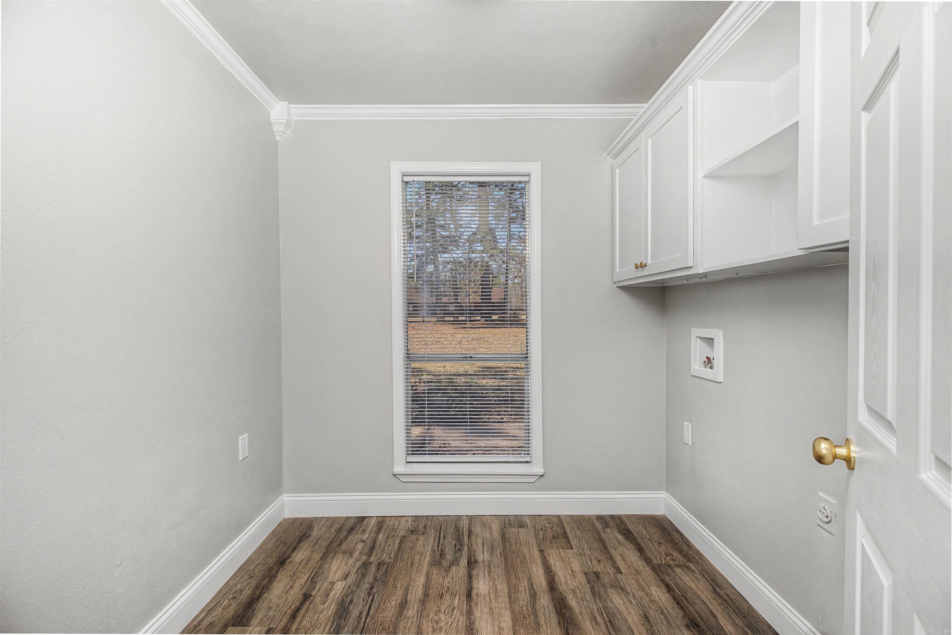 WOODLAND ACRES - Residential