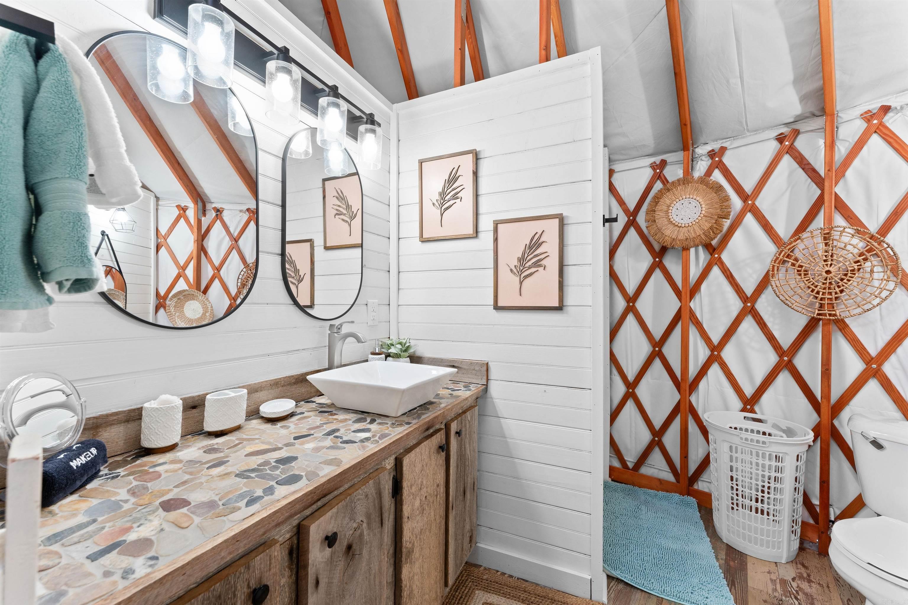 Metes & Bounds - Residential