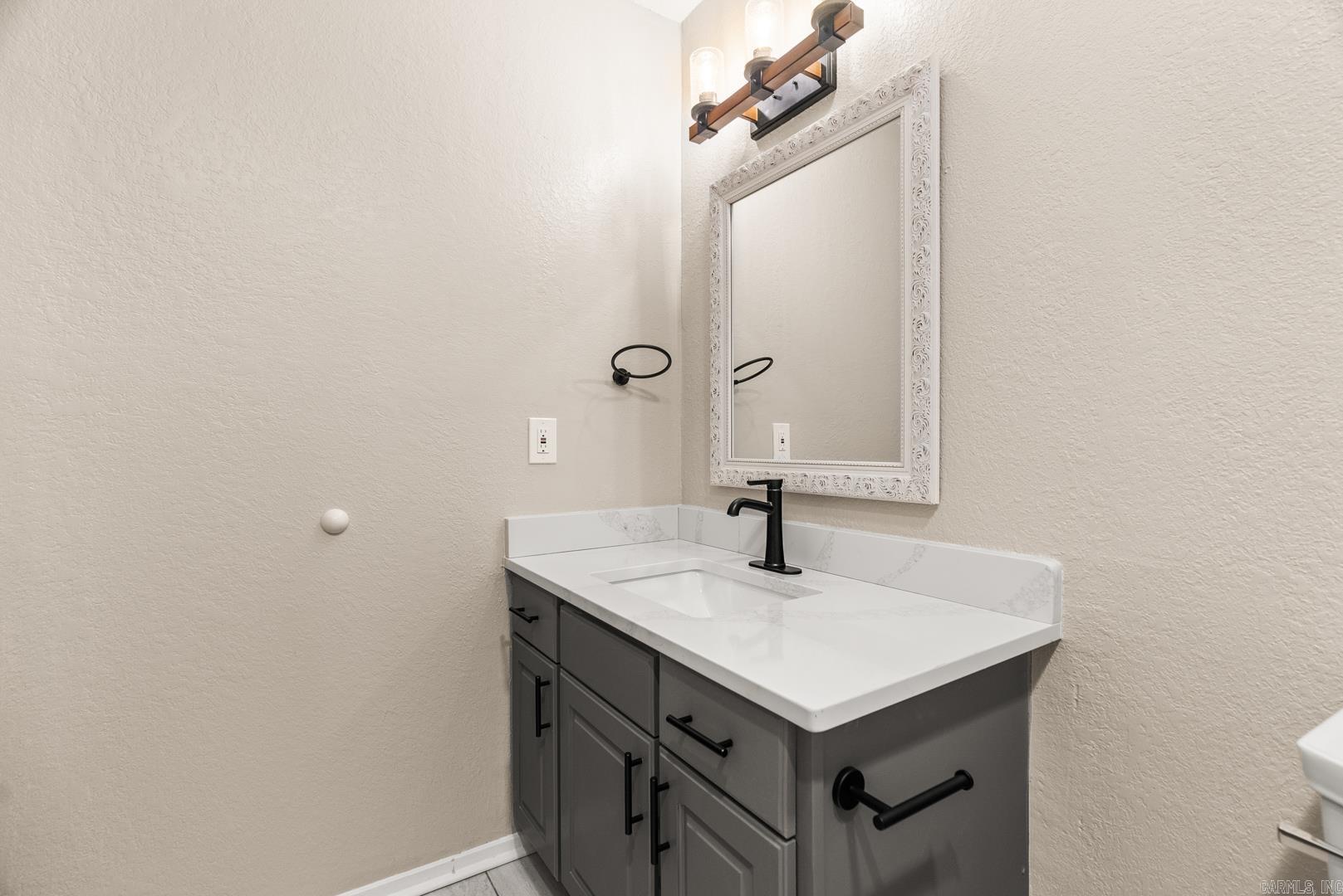 Not in Subdivision - Residential Lease