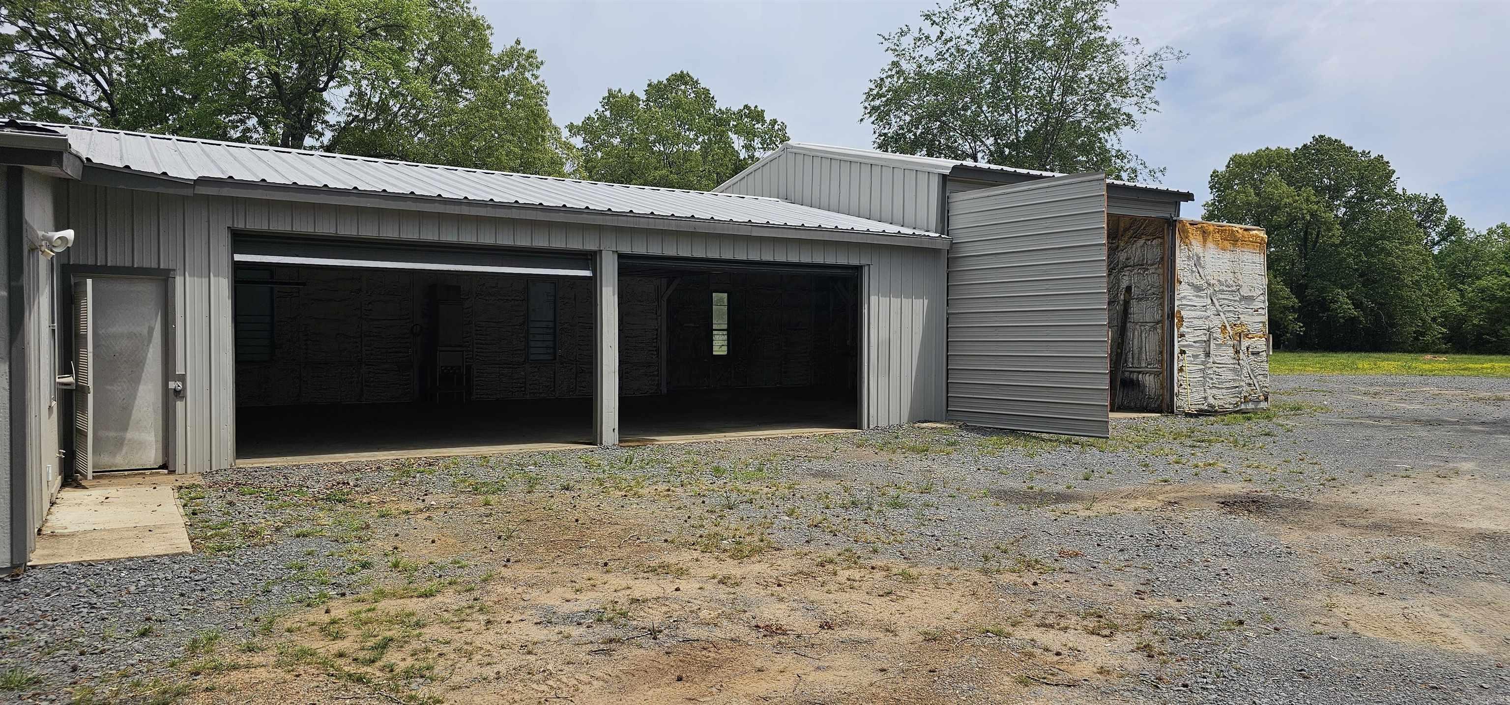 Metes & Bounds - Commercial Sale