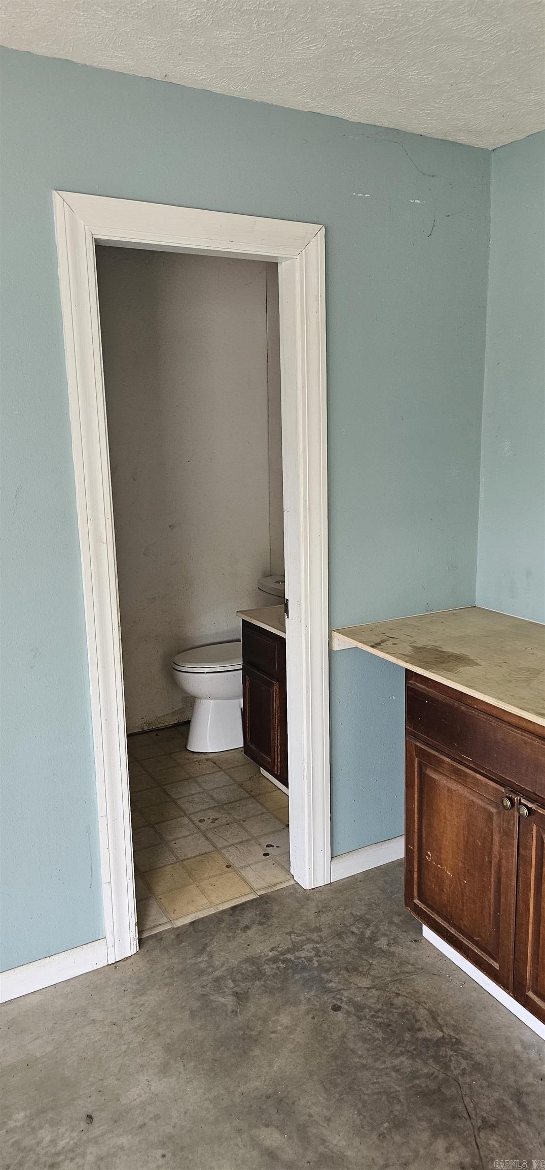 Metes & Bounds - Commercial Sale