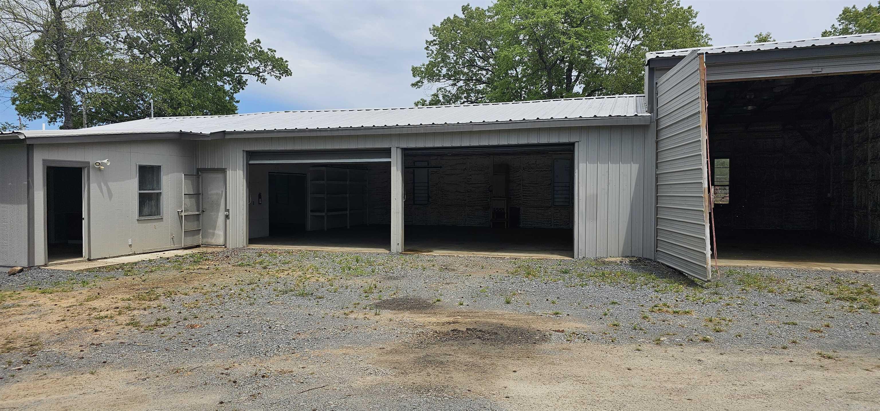 Metes & Bounds - Commercial Sale