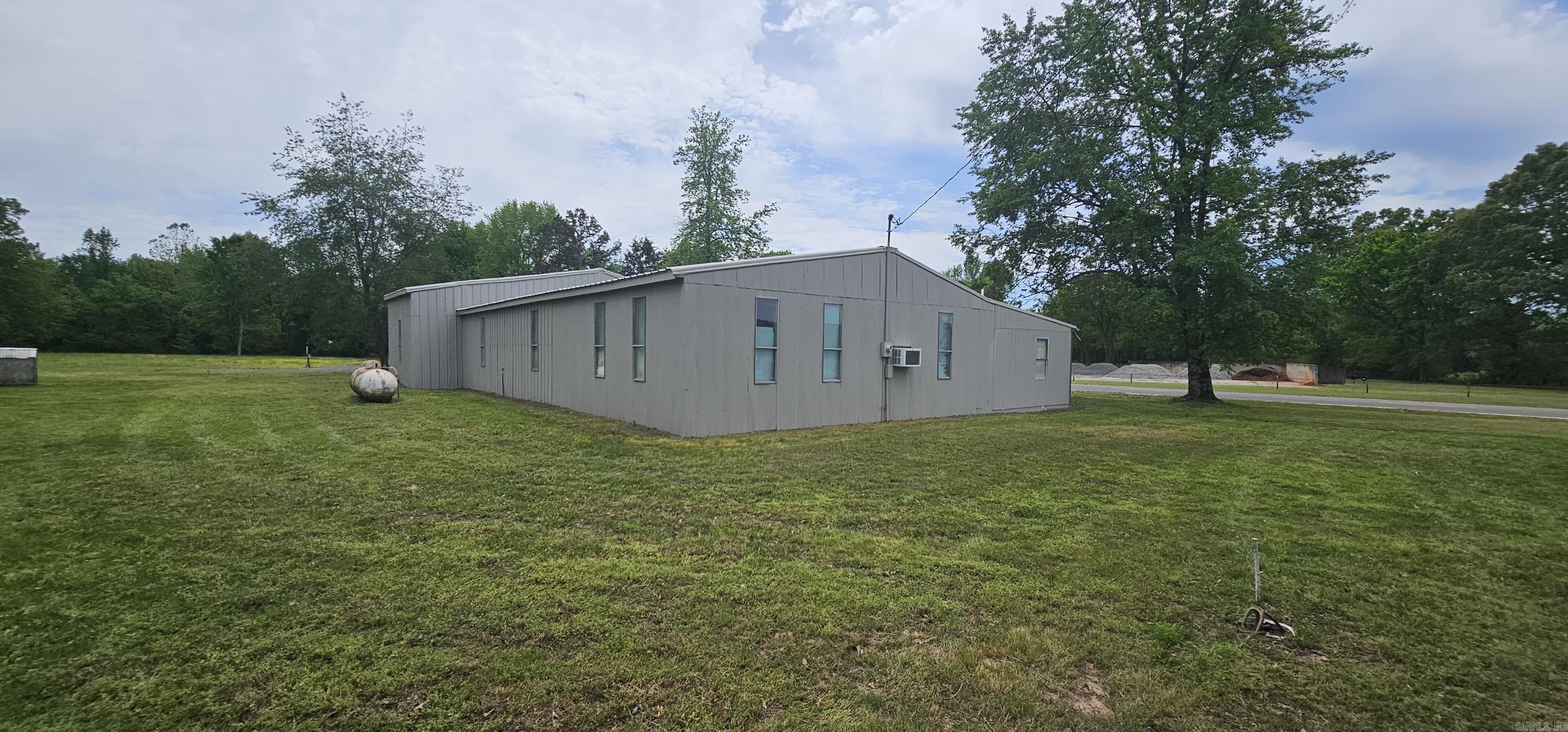 Metes & Bounds - Commercial Sale