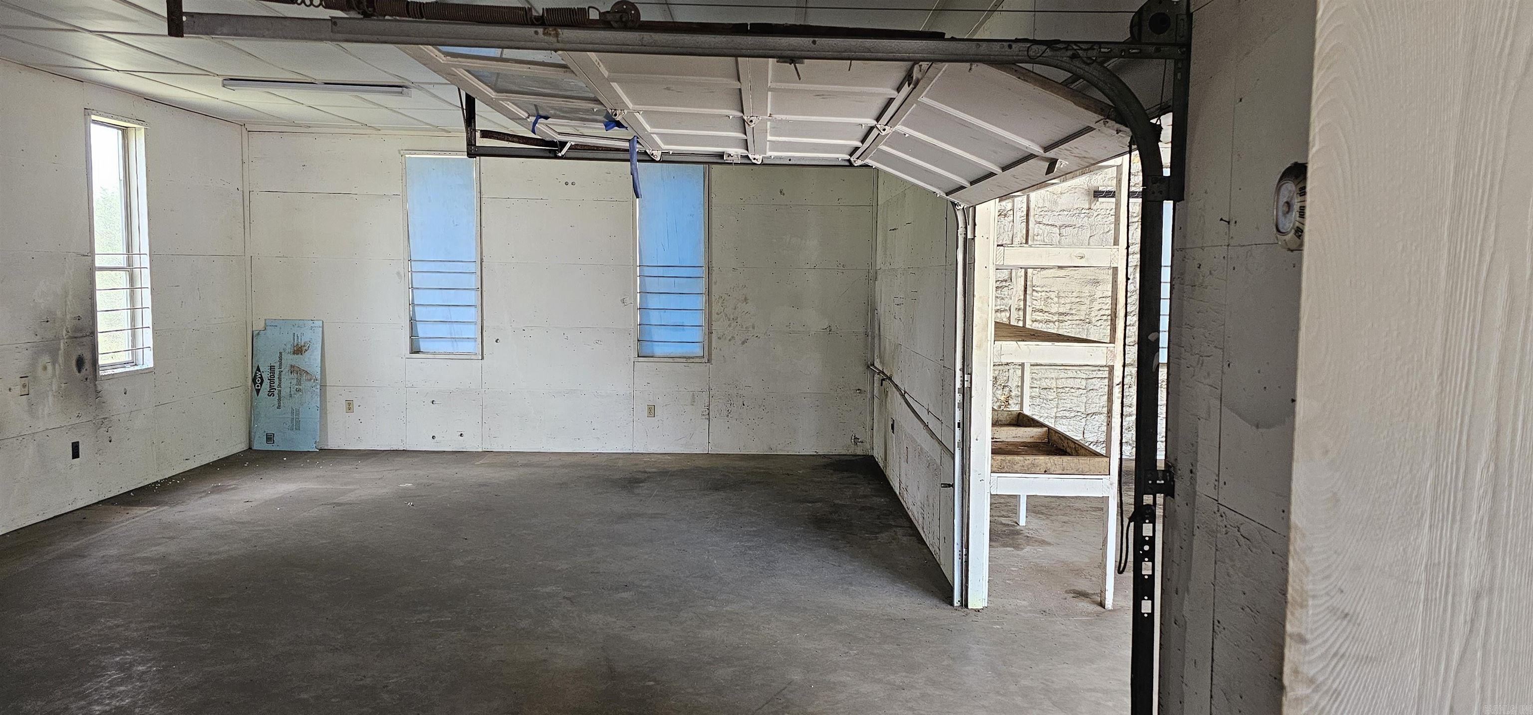 Metes & Bounds - Commercial Sale