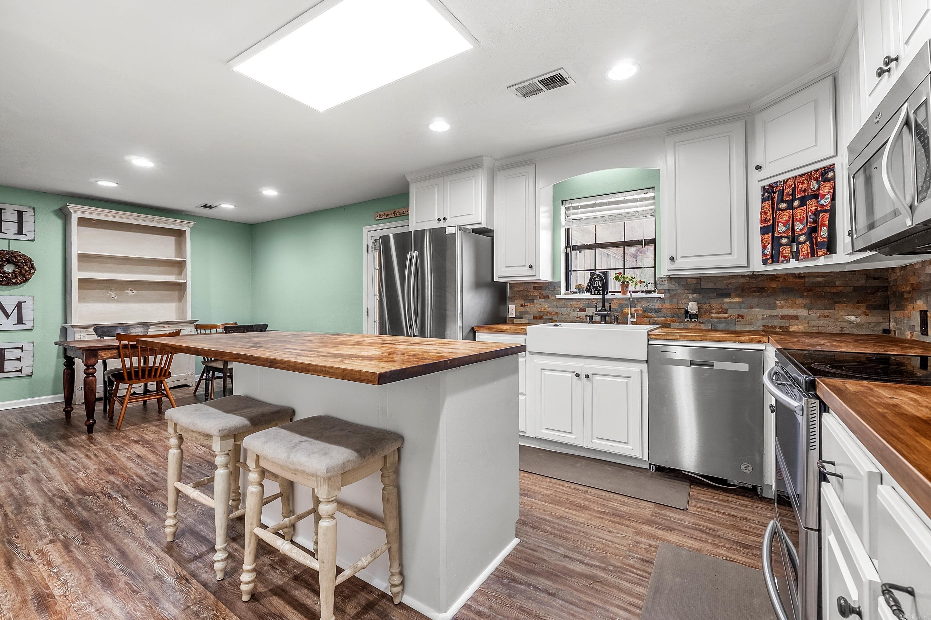 Sleepy Hollow I - Residential